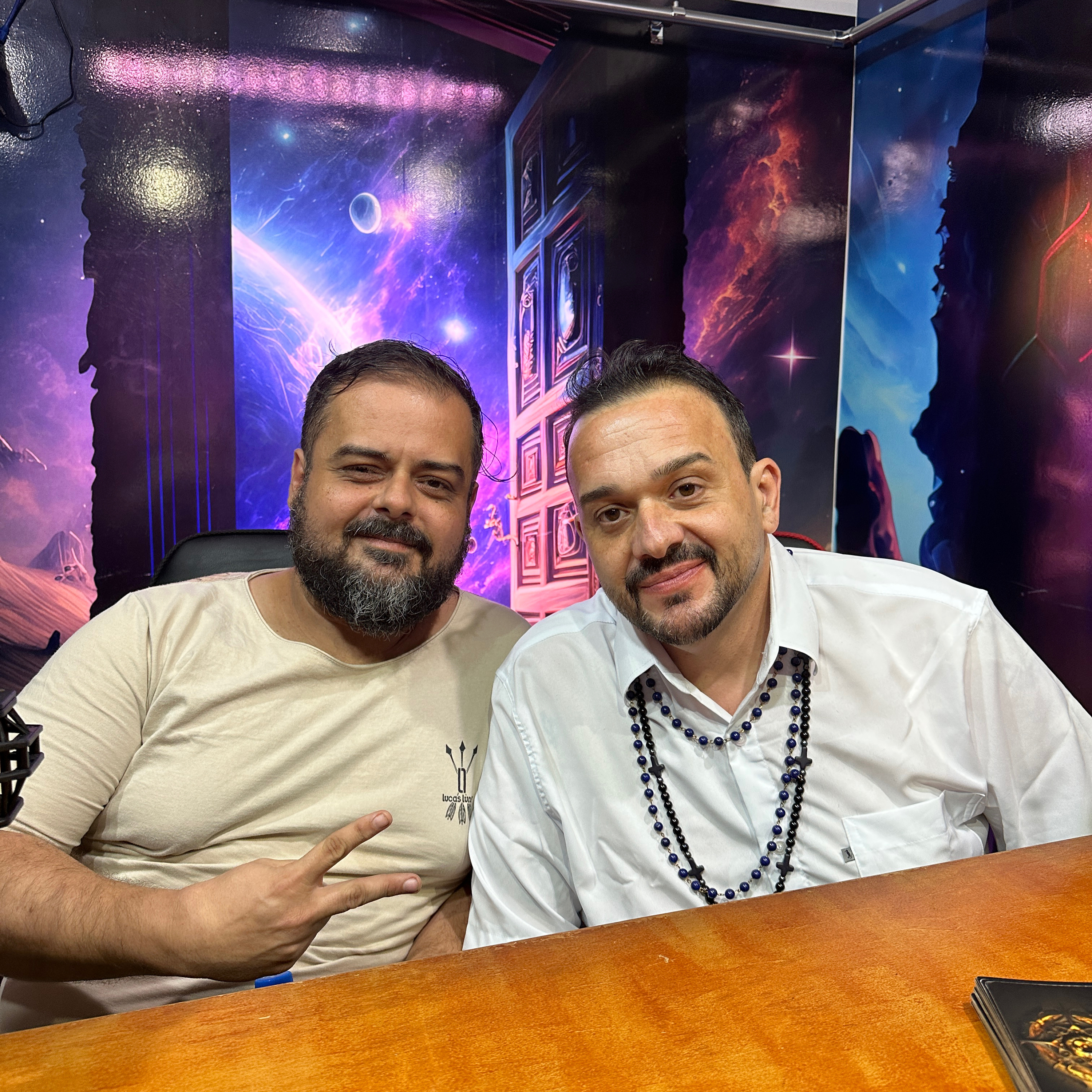 SATANISMO DRACONIANO E QUIMBANDA LUCIFERIANA - FRATER THERION - Isto Não É #445 episode artwork