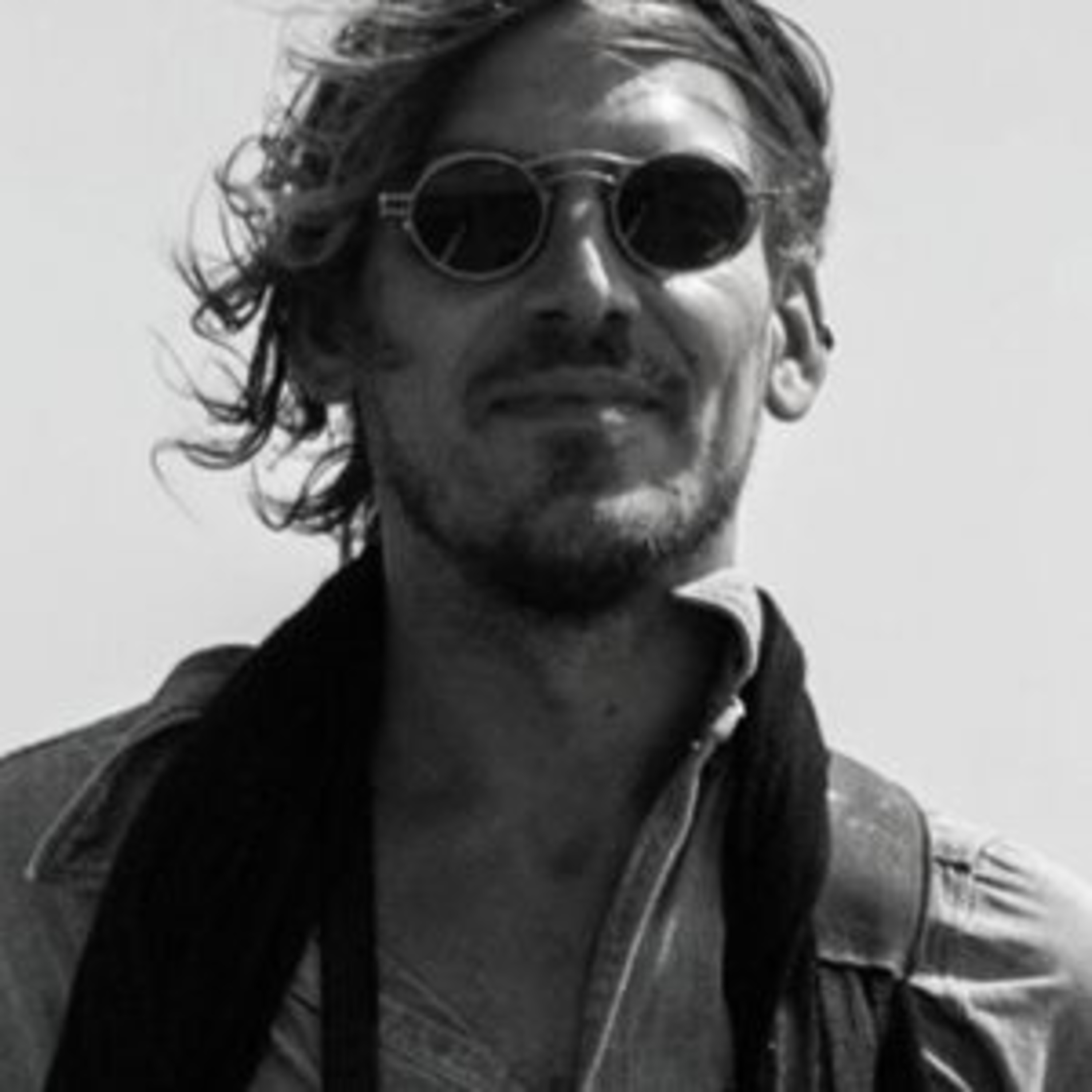 Nicolò Filippo Rosso " La fotografía casi te lleva a la obsesión" Italia episode artwork