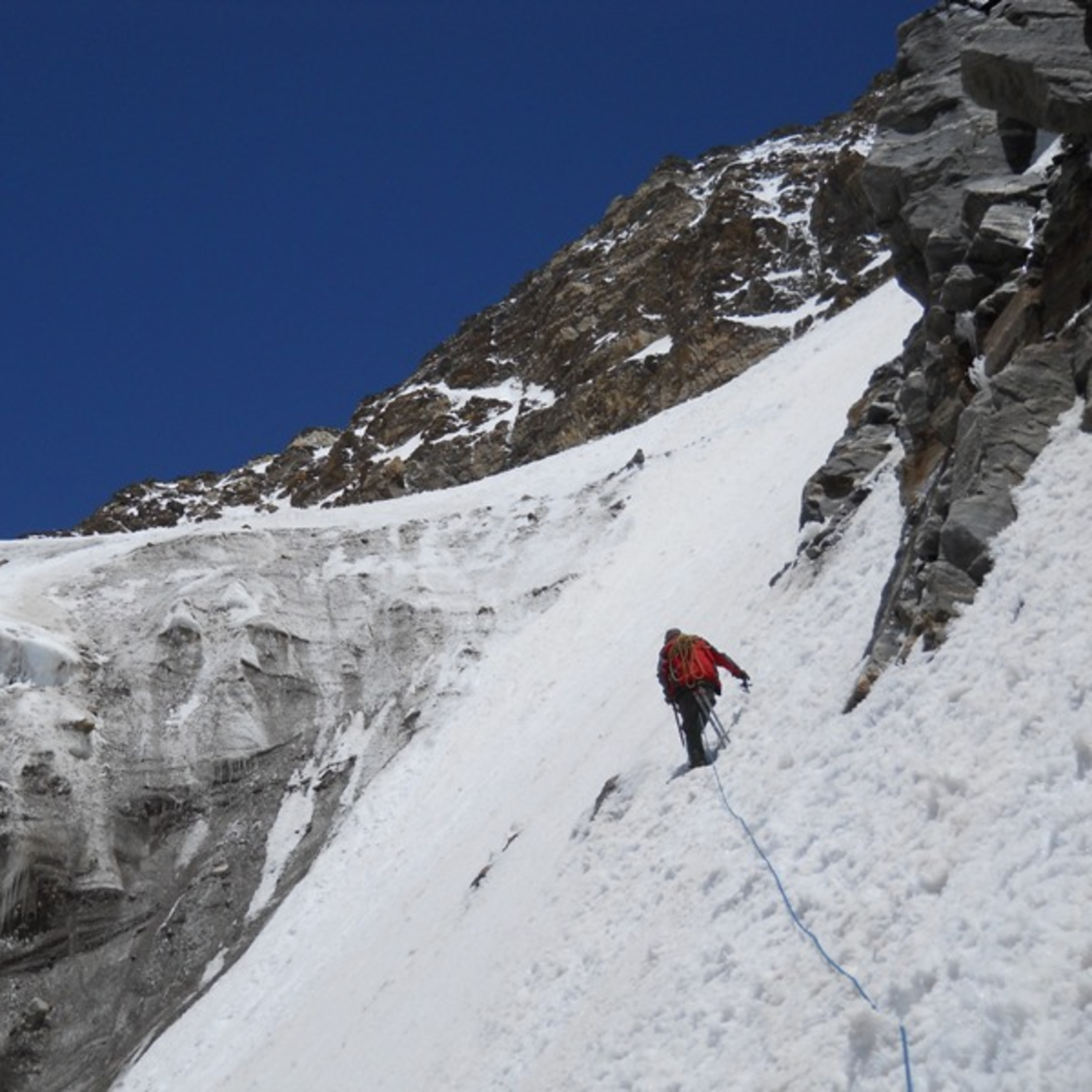 Mountaineering & Trekking in the Pandemic Era – Covid-19 Risk Mitigation