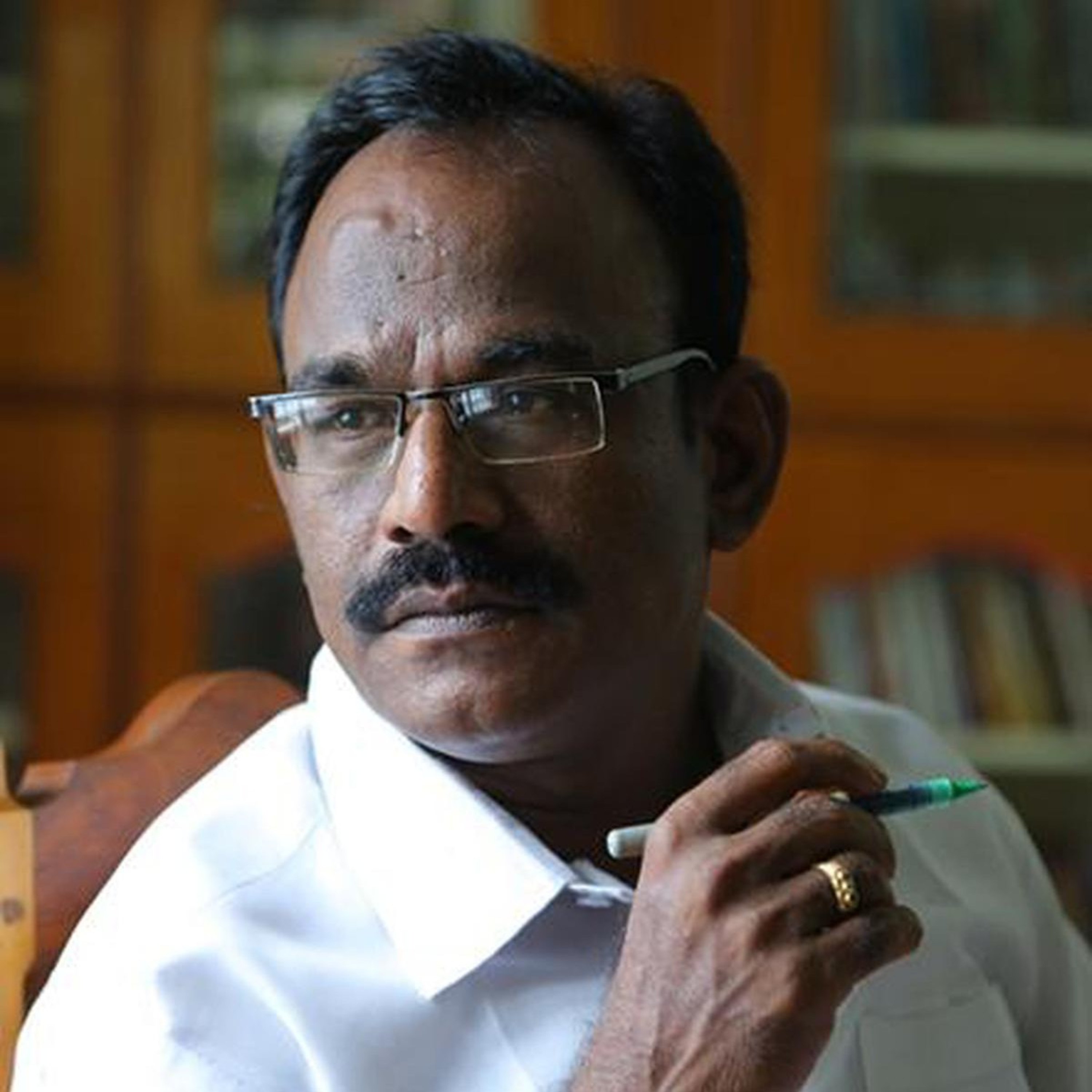 ஆதியின் குரலில் அற்புதக் கதைகள்