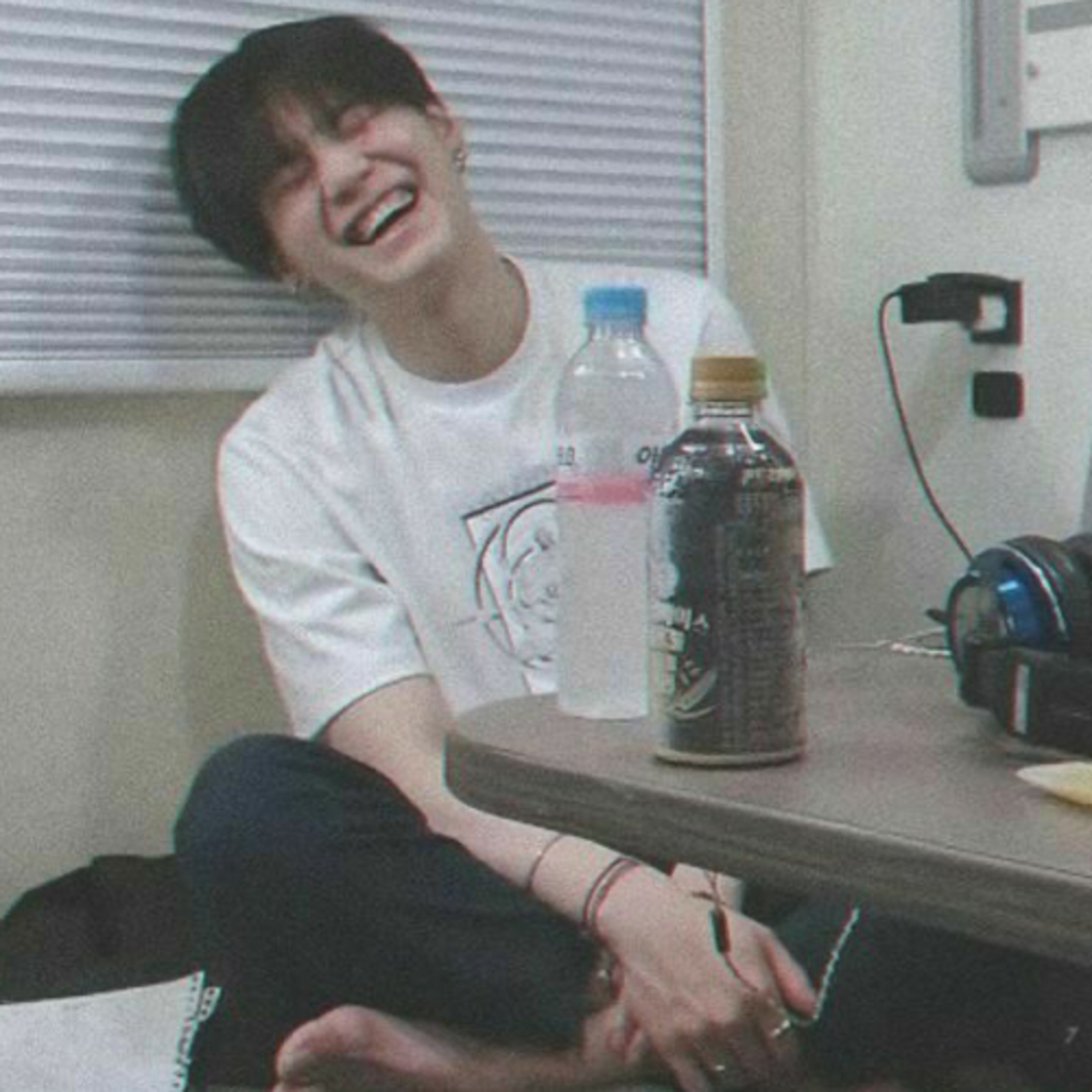 Ba câu chuyện cổ tích qua giọng kể của Min Yoongi episode artwork