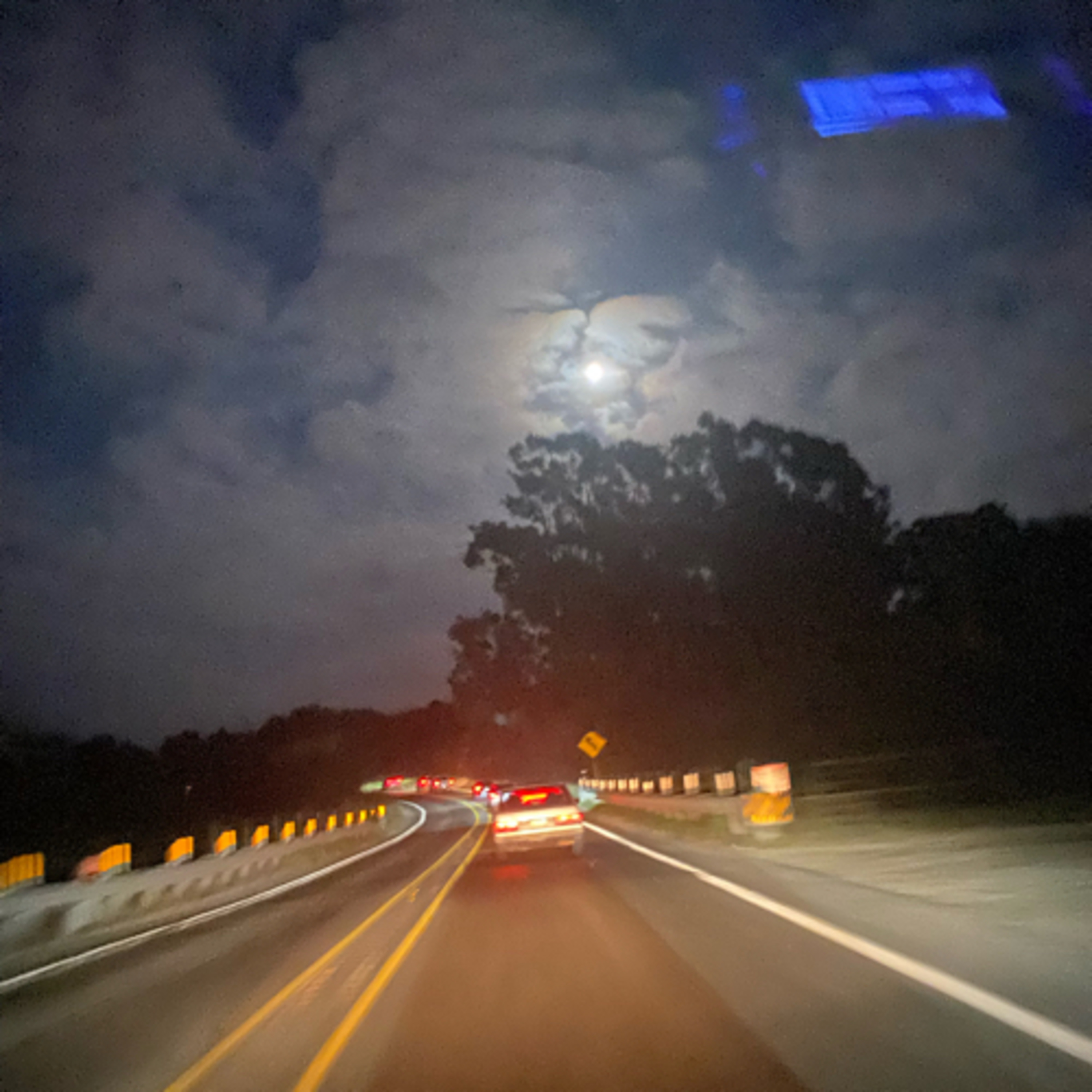 Full moon eclipse  episode artwork