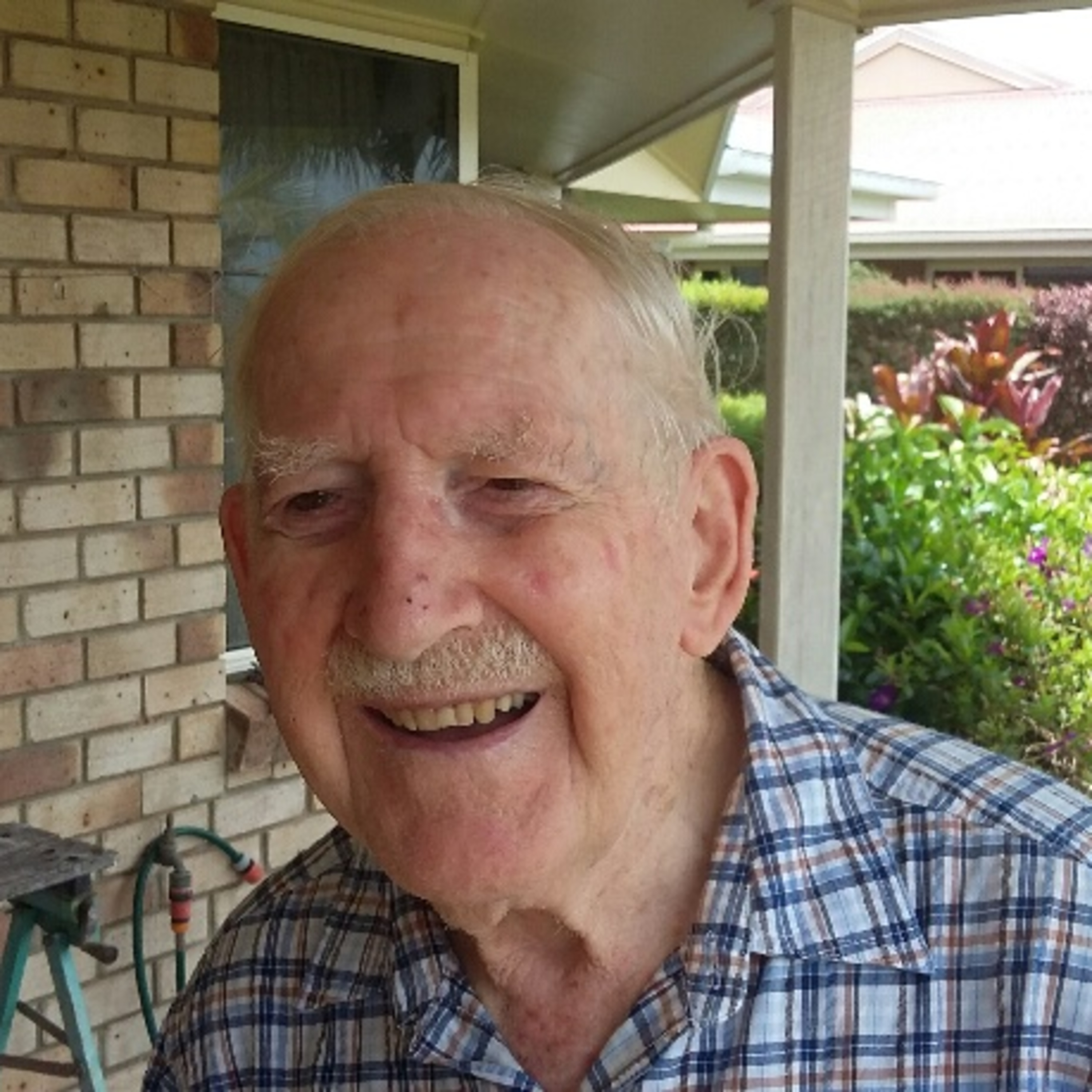 In Conversation with Vernon. Hervey Bay, Qld.