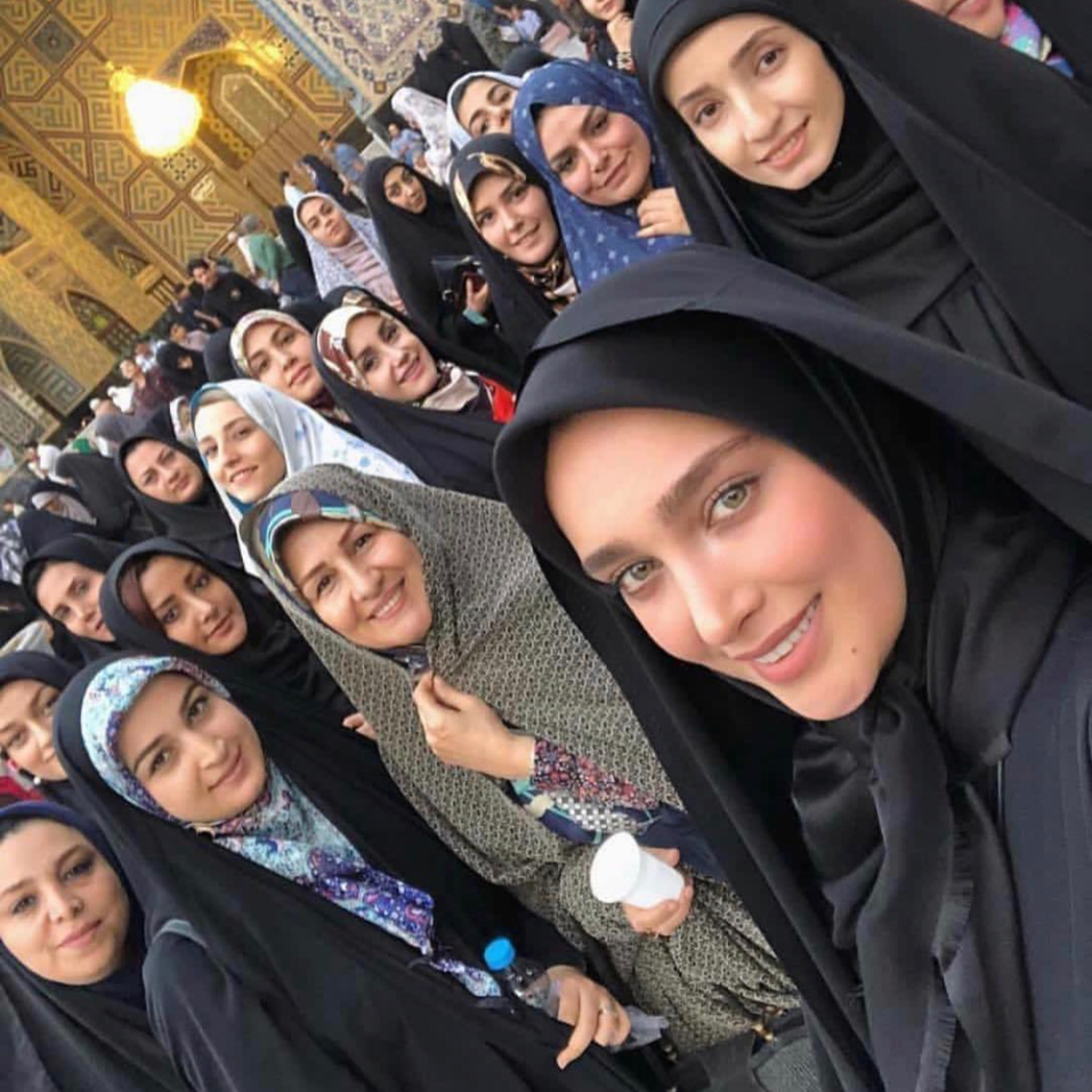 Rules of happiness according to Imam Ali (AS)