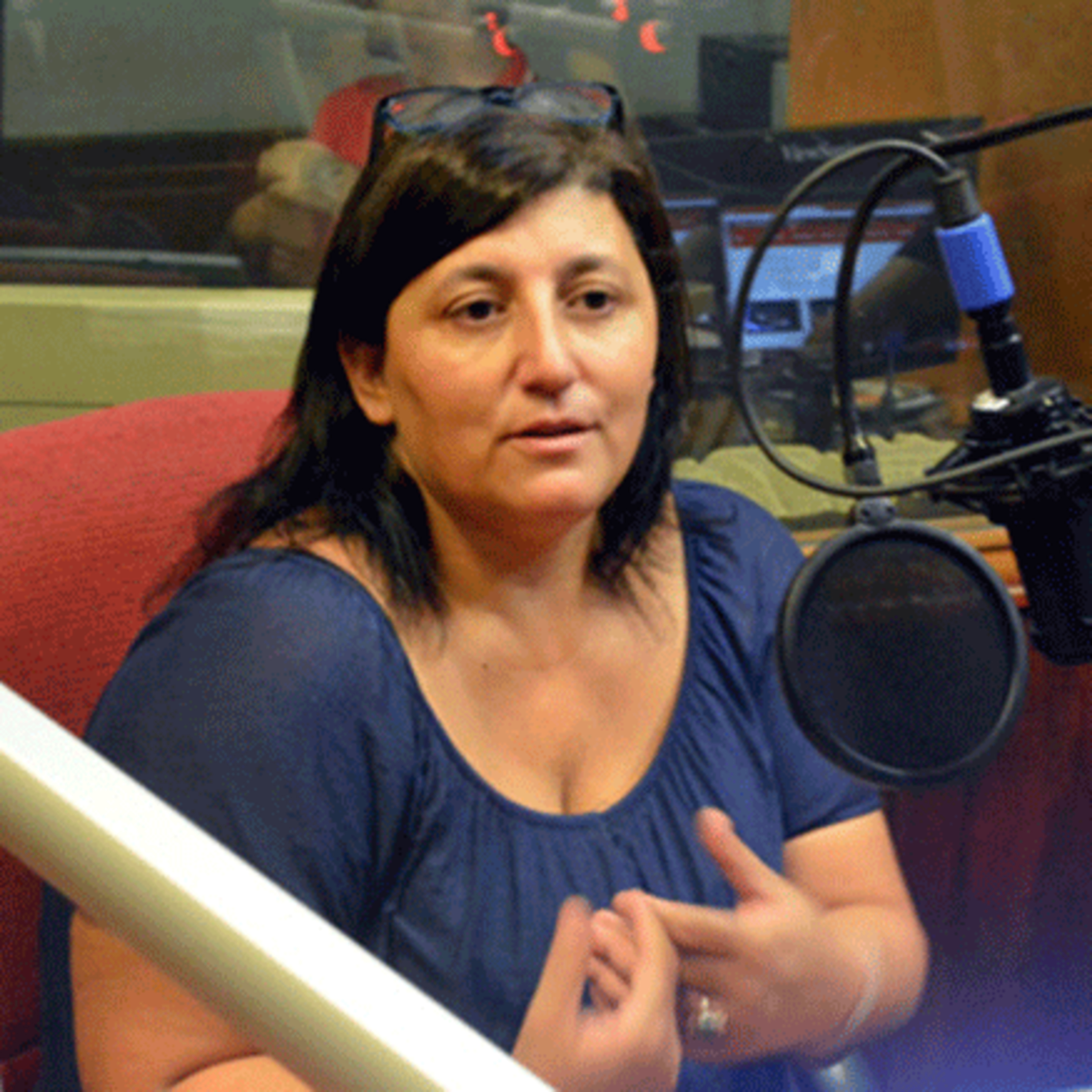 Andrea Tuana: “Hay muchas mujeres que todavía dudan si están viviendo una situación de violencia” episode artwork