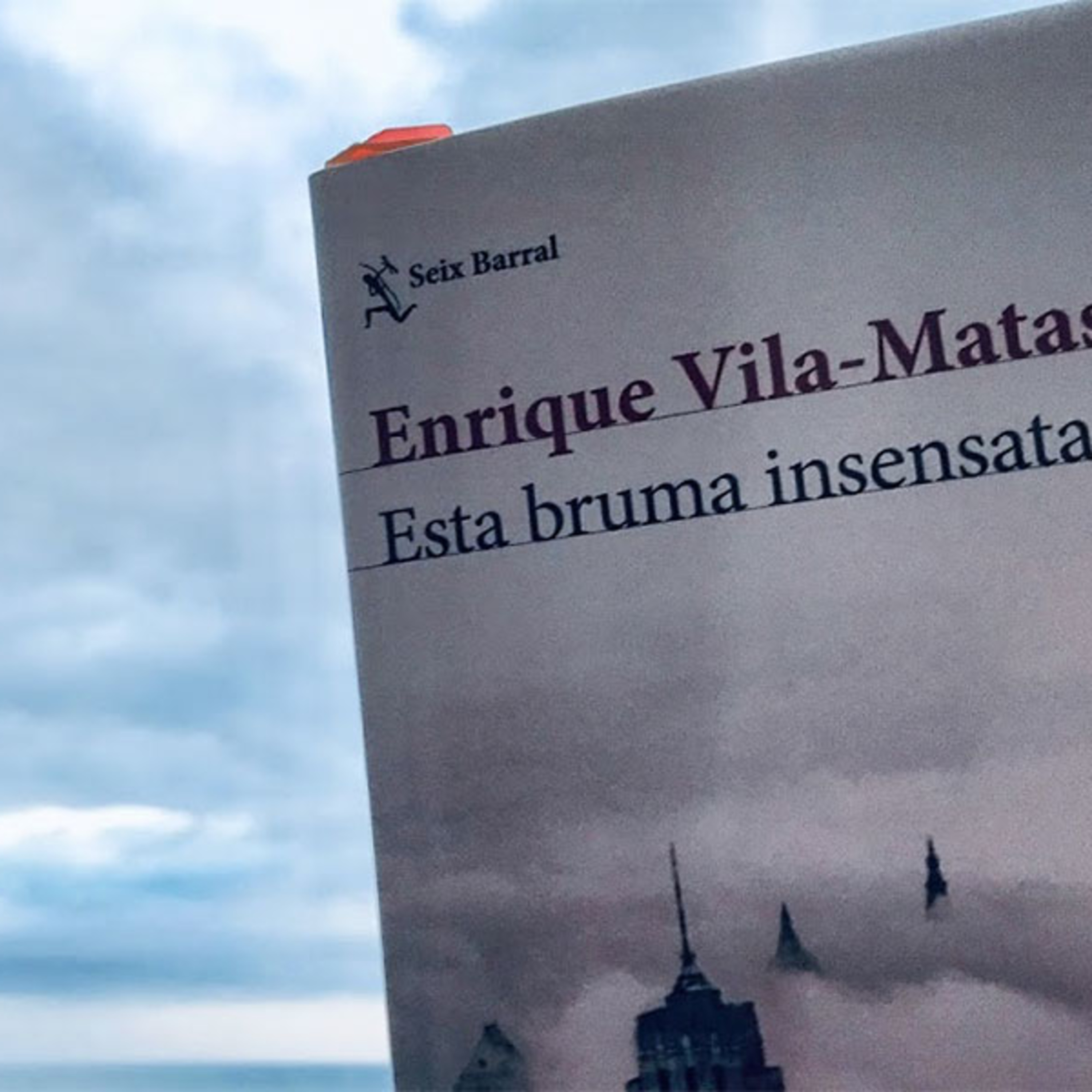 Enrique Vila-Matas habla sobre su última novela episode artwork