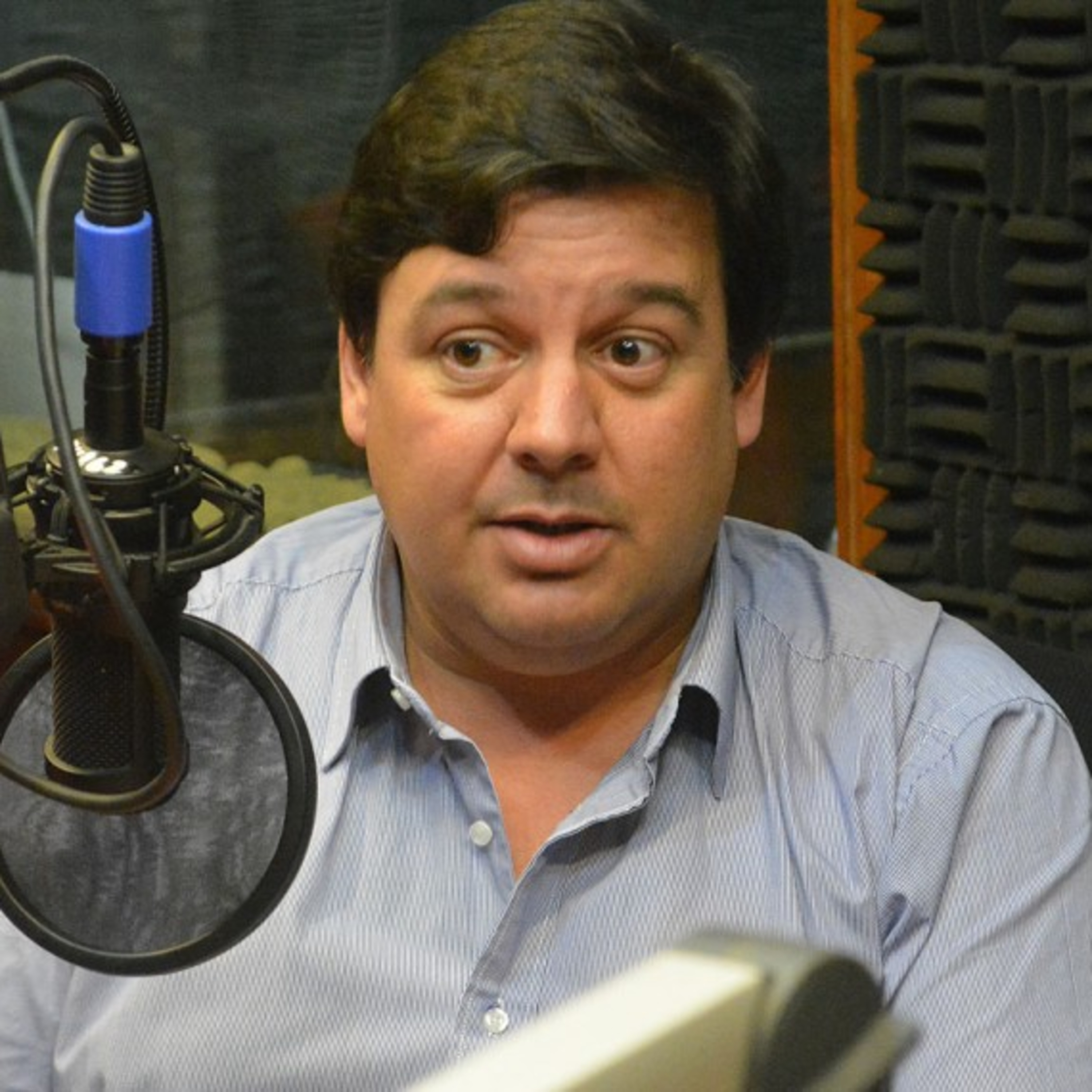 Peña: la desmonopolización no asegura que bajen los combustibles  episode artwork