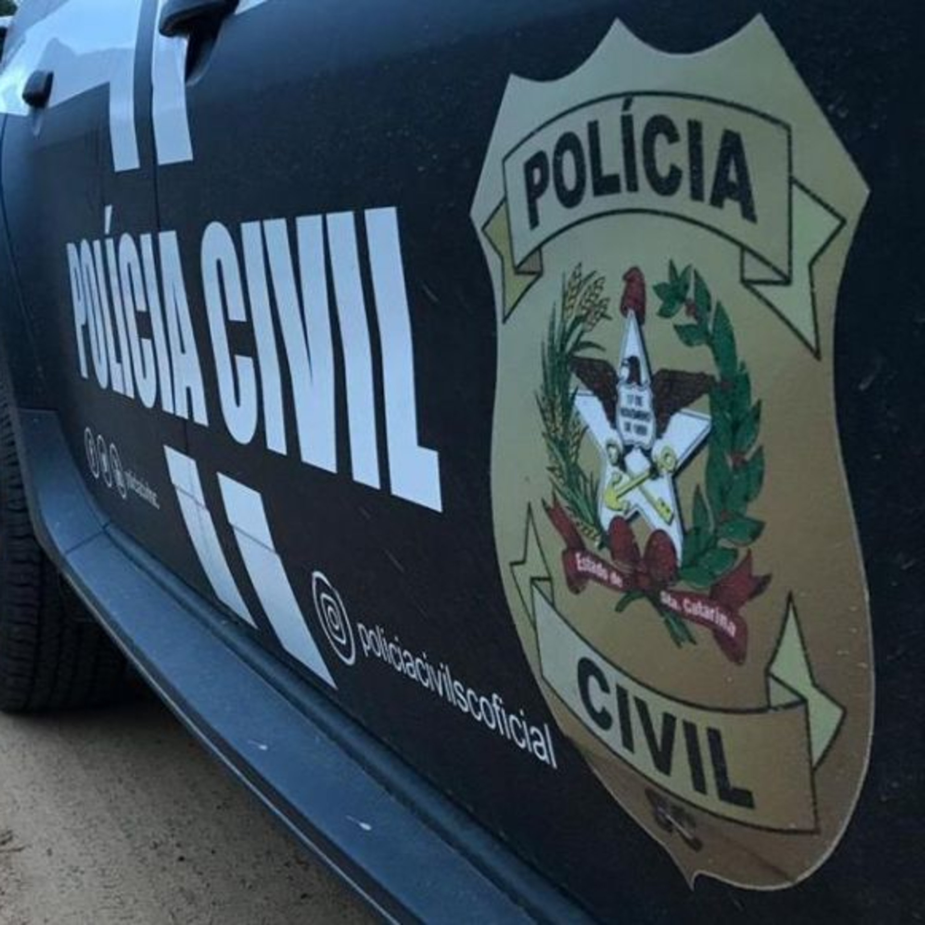 BC tem alta de mortes violentas em 2022, viatura da GM faz trajeto na contramão para prender foragido e mais episode artwork