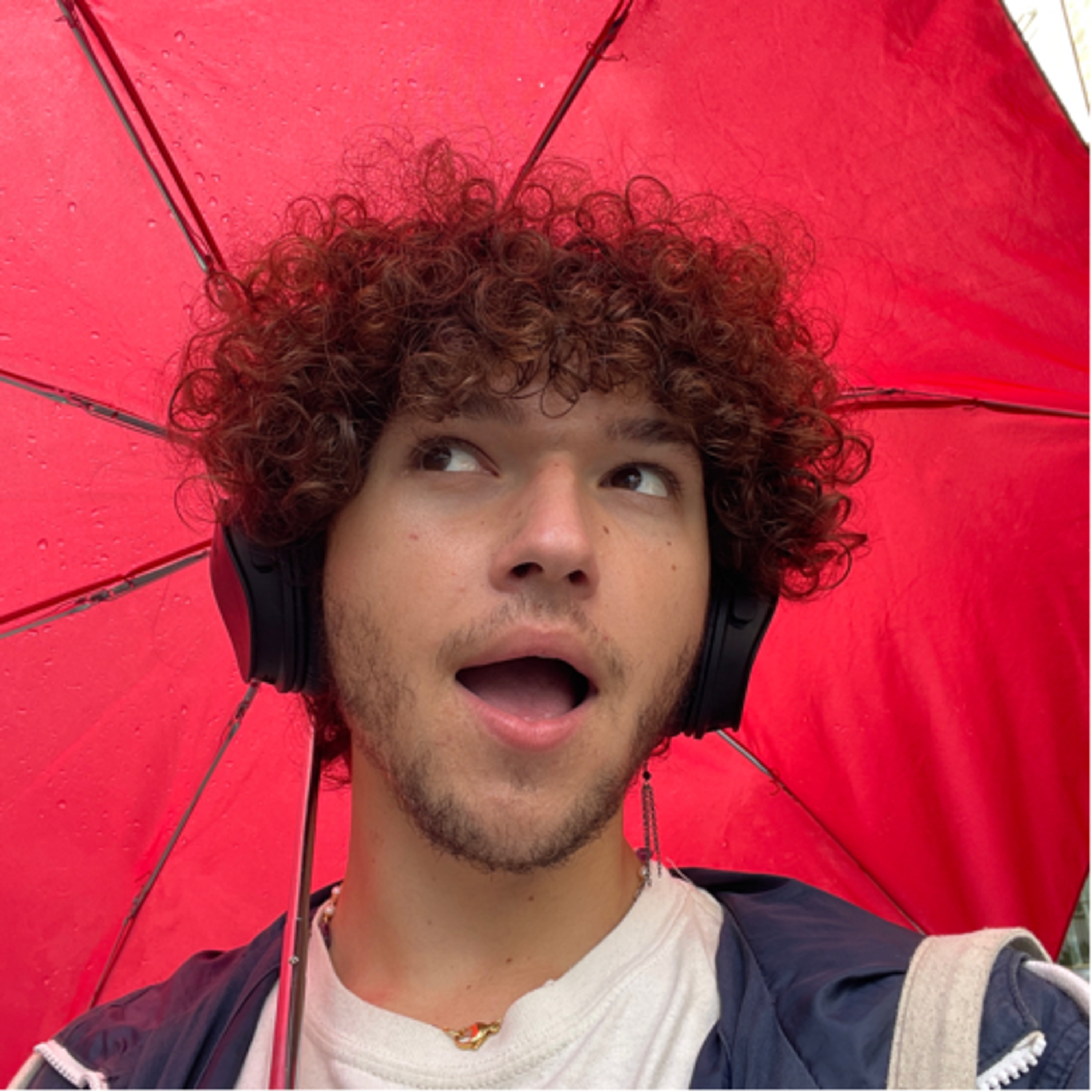 Regen in Porto, verrückte Musik und ein Telefonat #77 episode artwork
