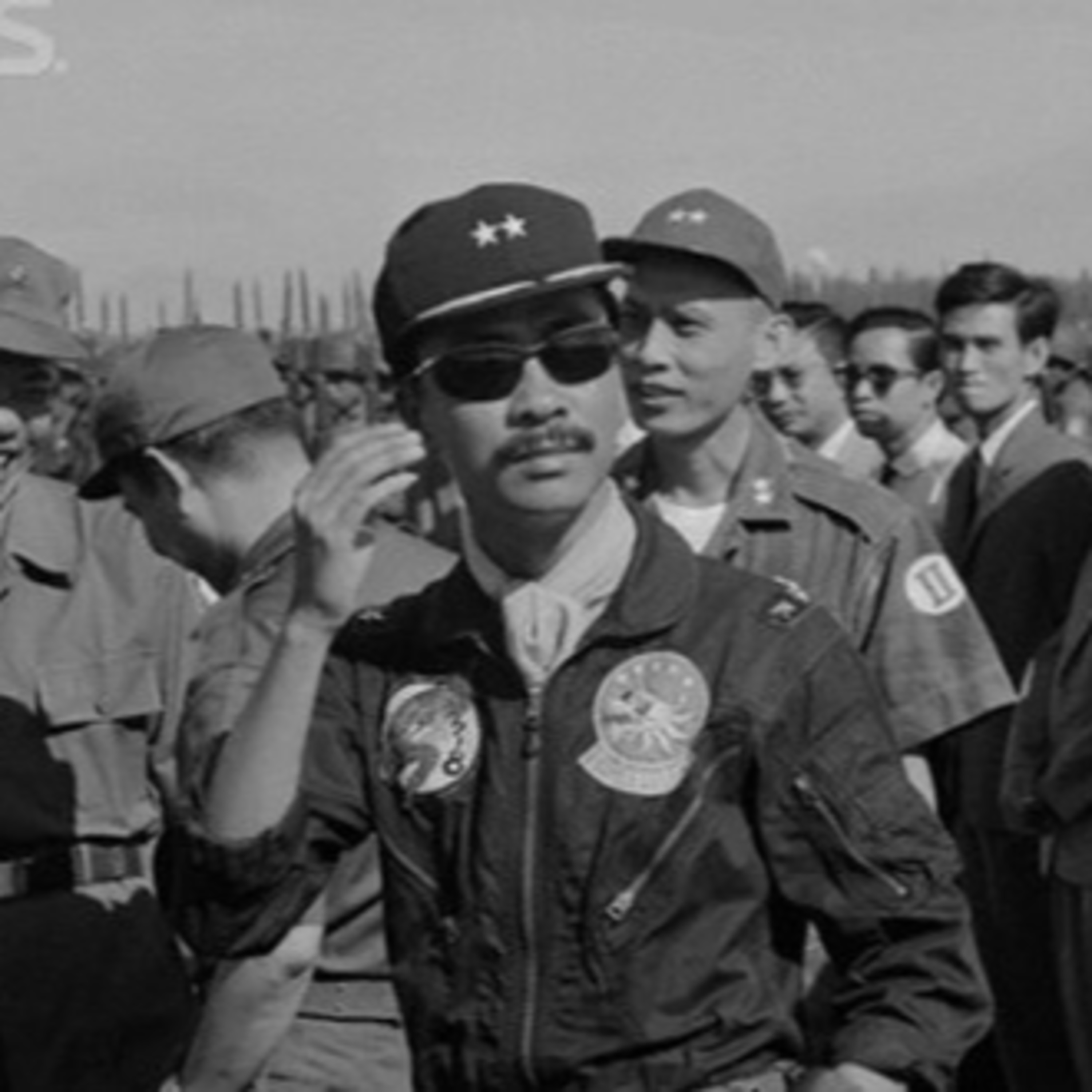 Hồi ký tướng tá Sài Gòn xuất bản ở hải ngoại (P3-4) episode artwork