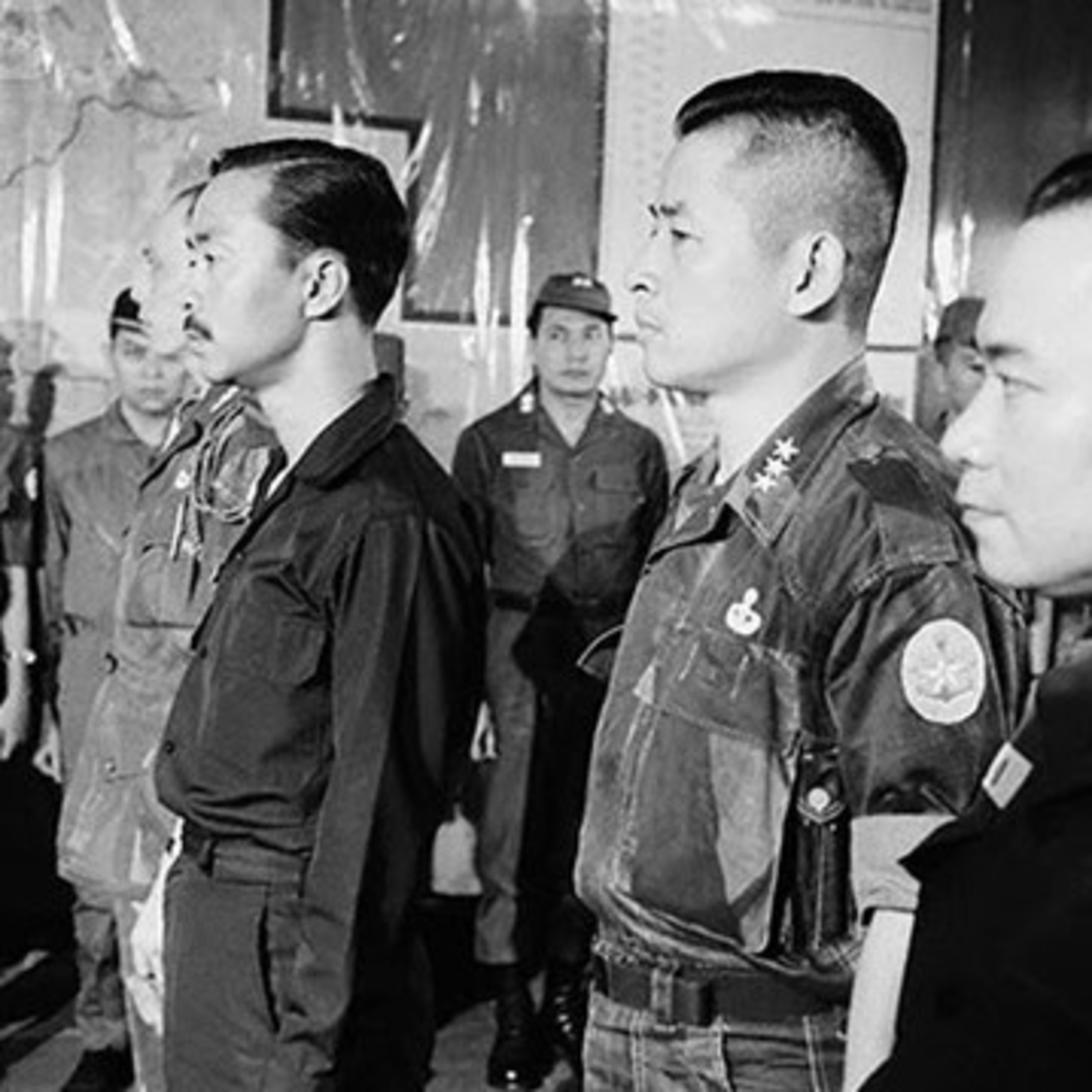 Hồi ký tướng tá Sài Gòn xuất bản ở hải ngoại (P15-16) episode artwork