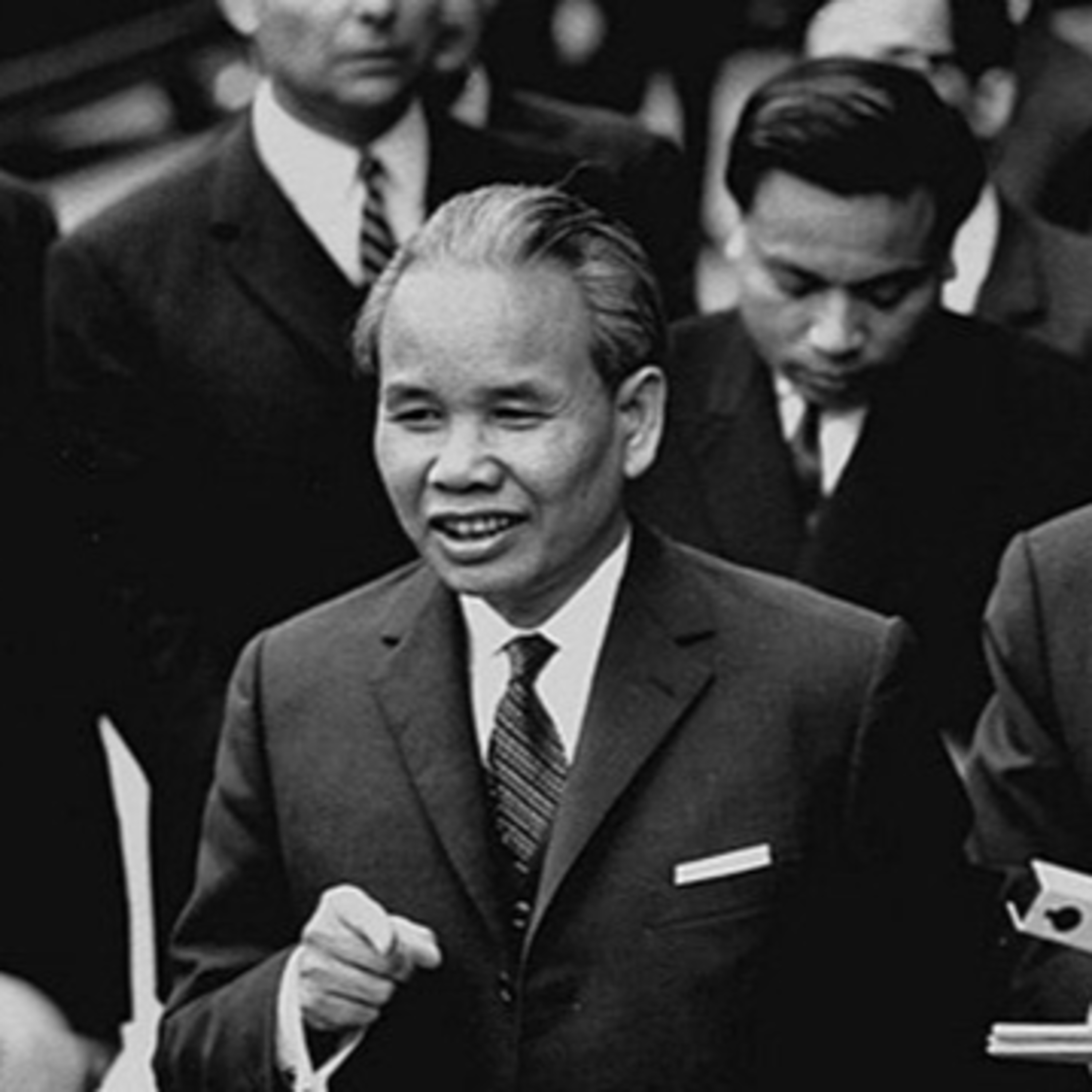 Hồi ký tướng tá Sài Gòn xuất bản ở hải ngoại (P31-32) episode artwork