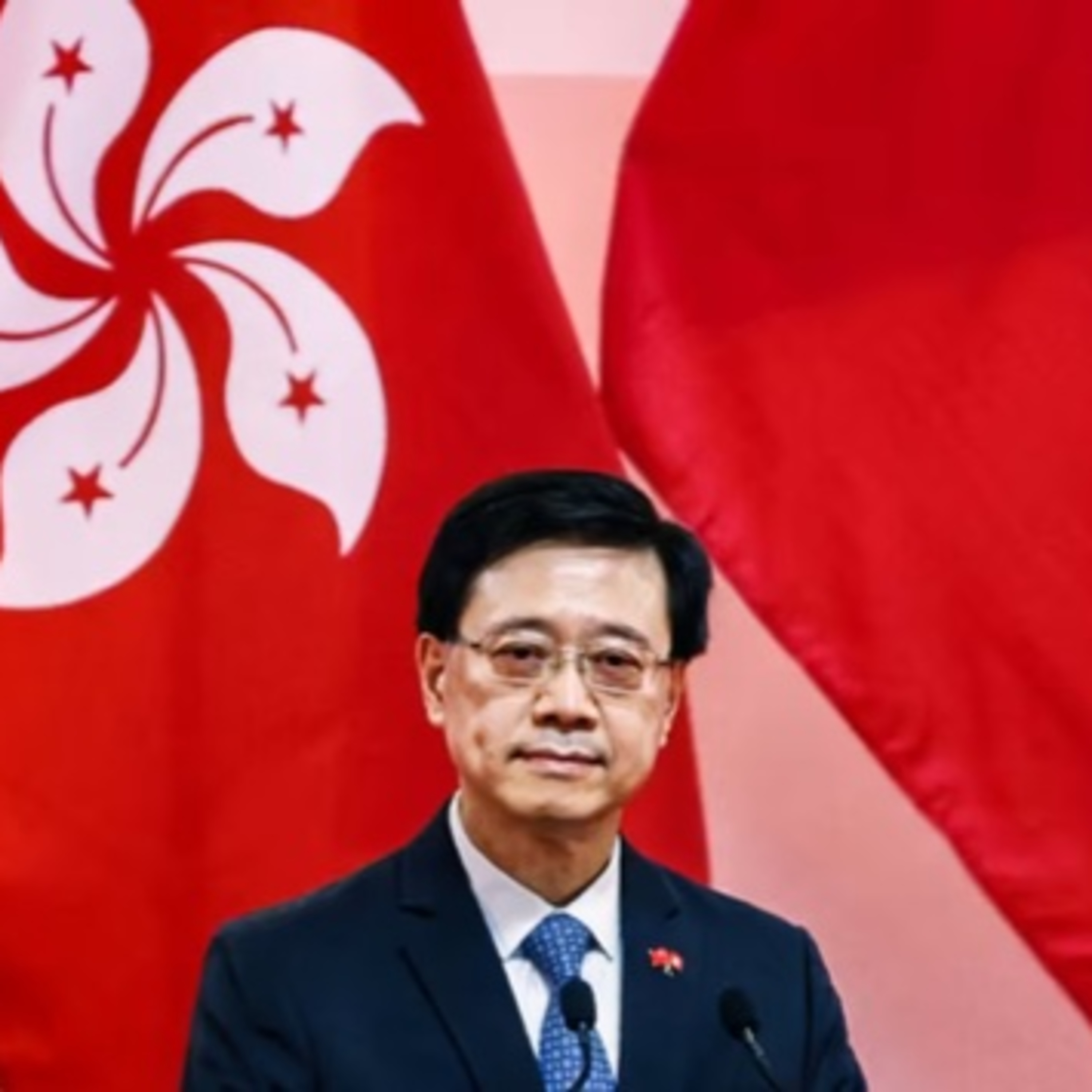 Lo ngại tăng cao ở Hong Kong khi Lý Gia Siêu lên nắm quyền episode artwork