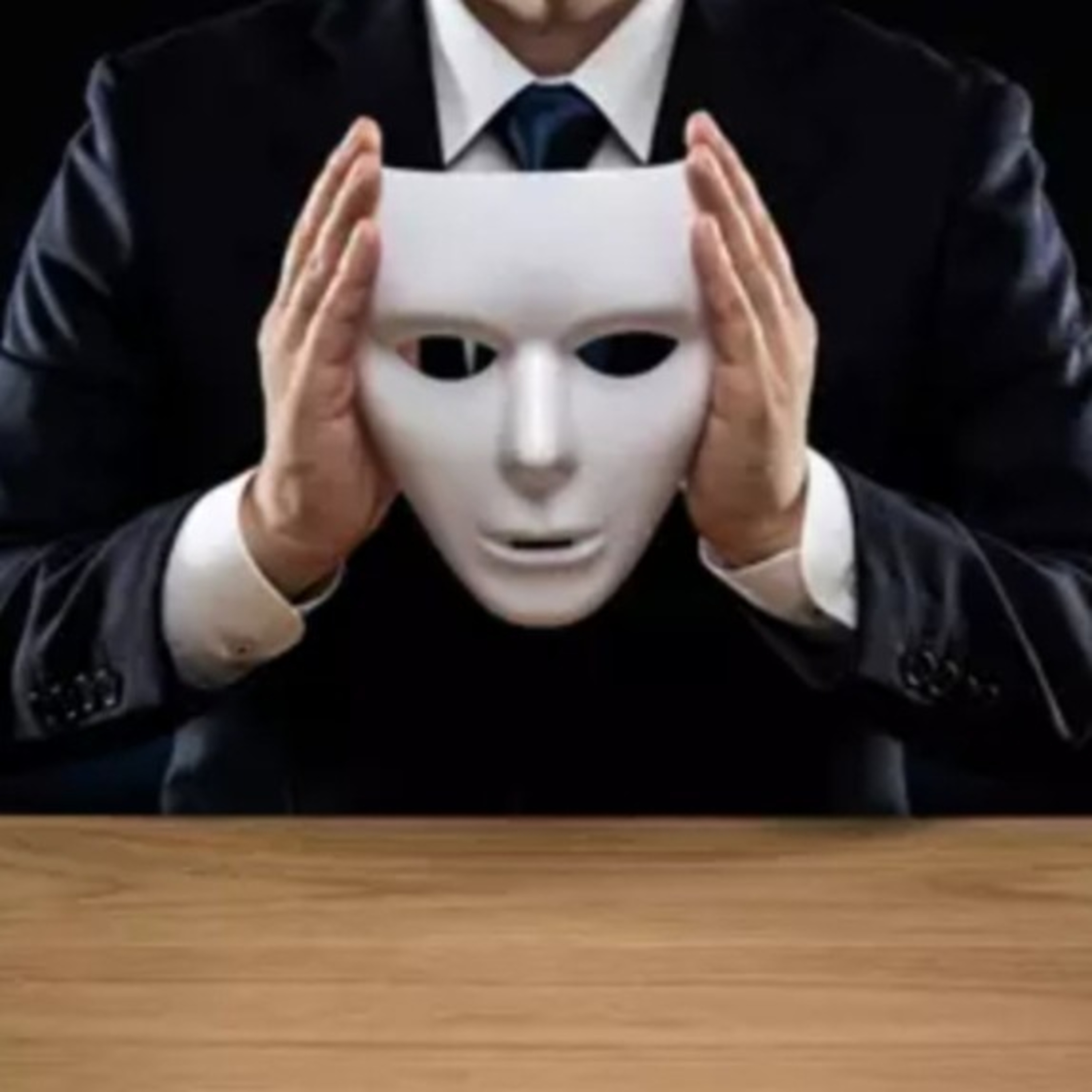 UN ASESINO ENTRE NOSOTROS