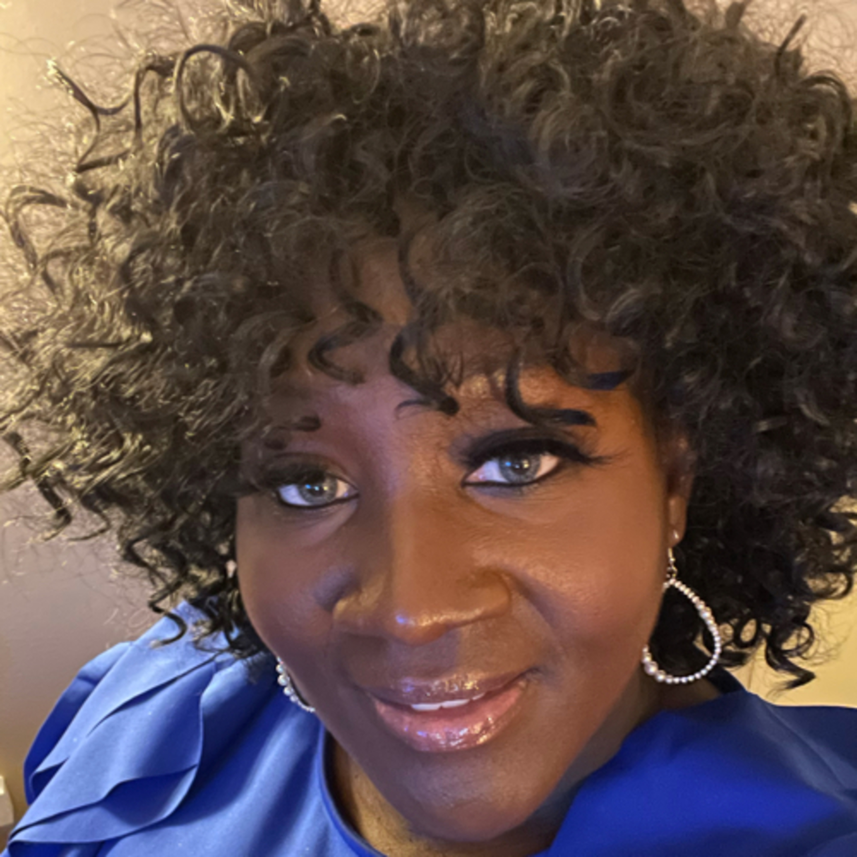 Newbeing Queen Talk