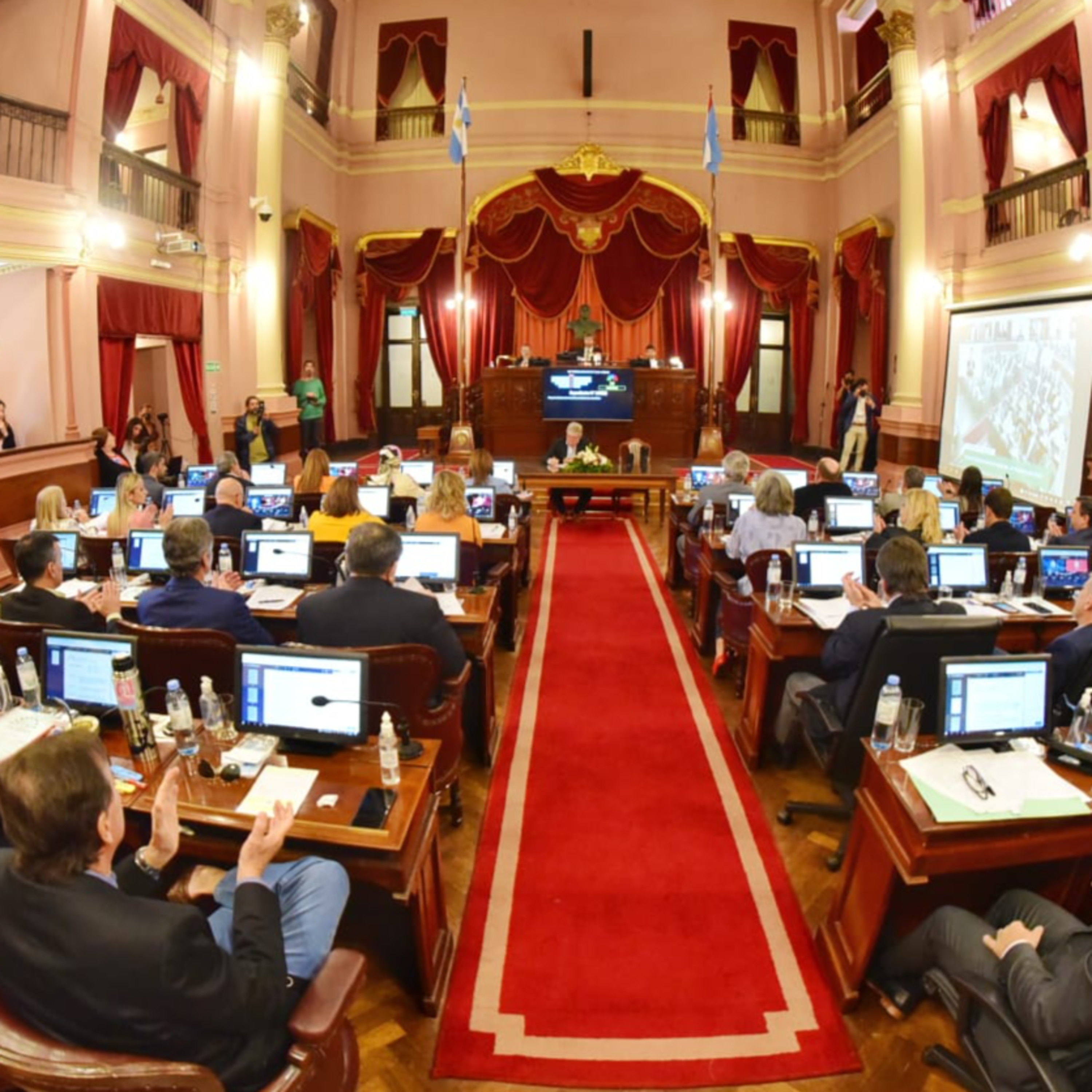 Portada de Radio Diputados