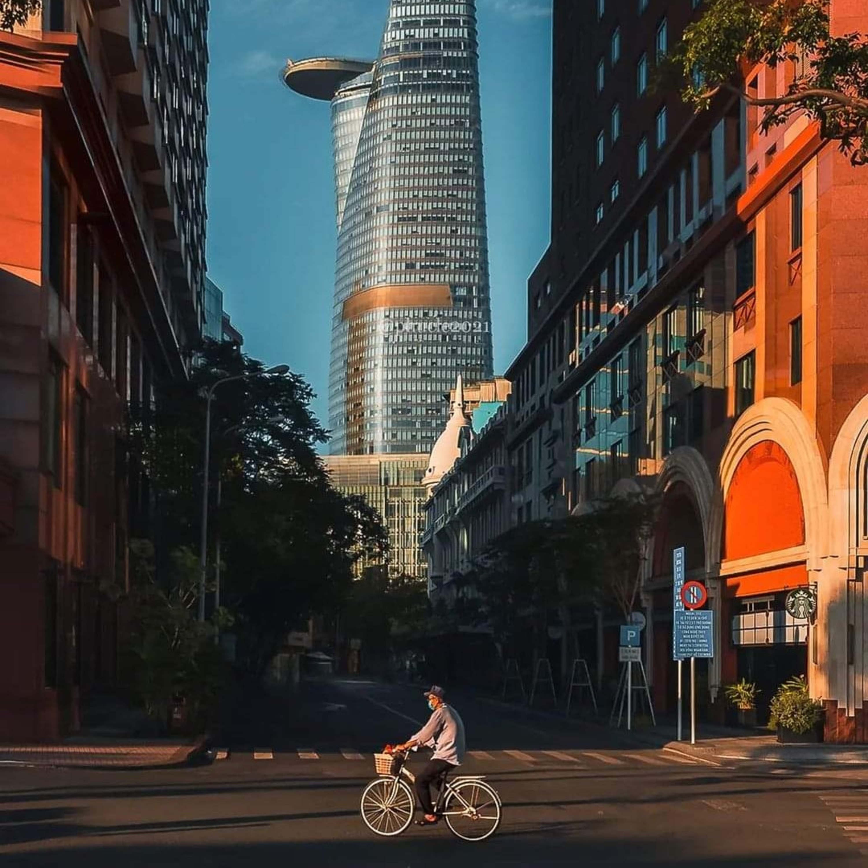 Đọc Truyện Đêm Muộn