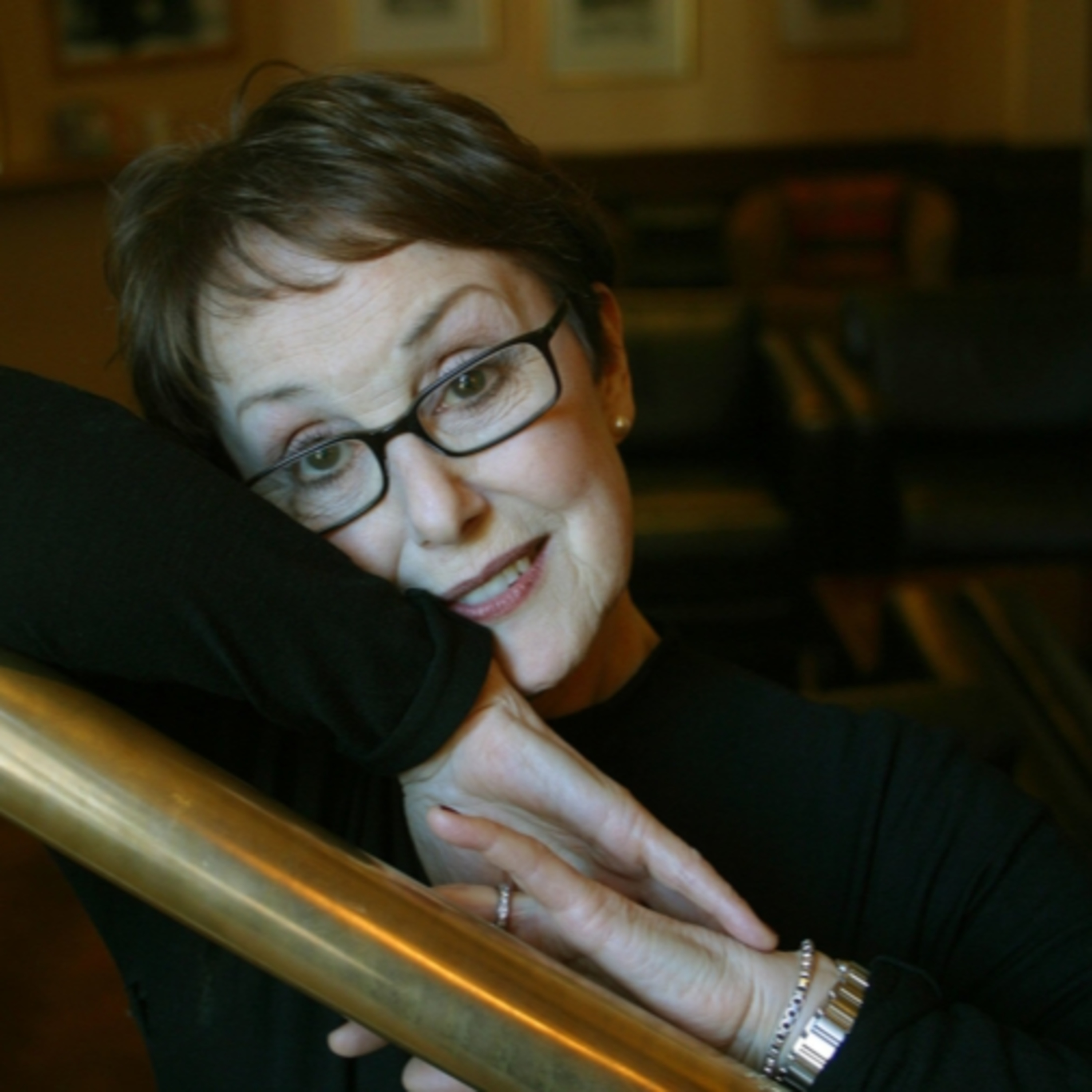 Una Stubbs: Sherlock, East Enders and Worzel Gummidge actress dies aged 84 episode artwork