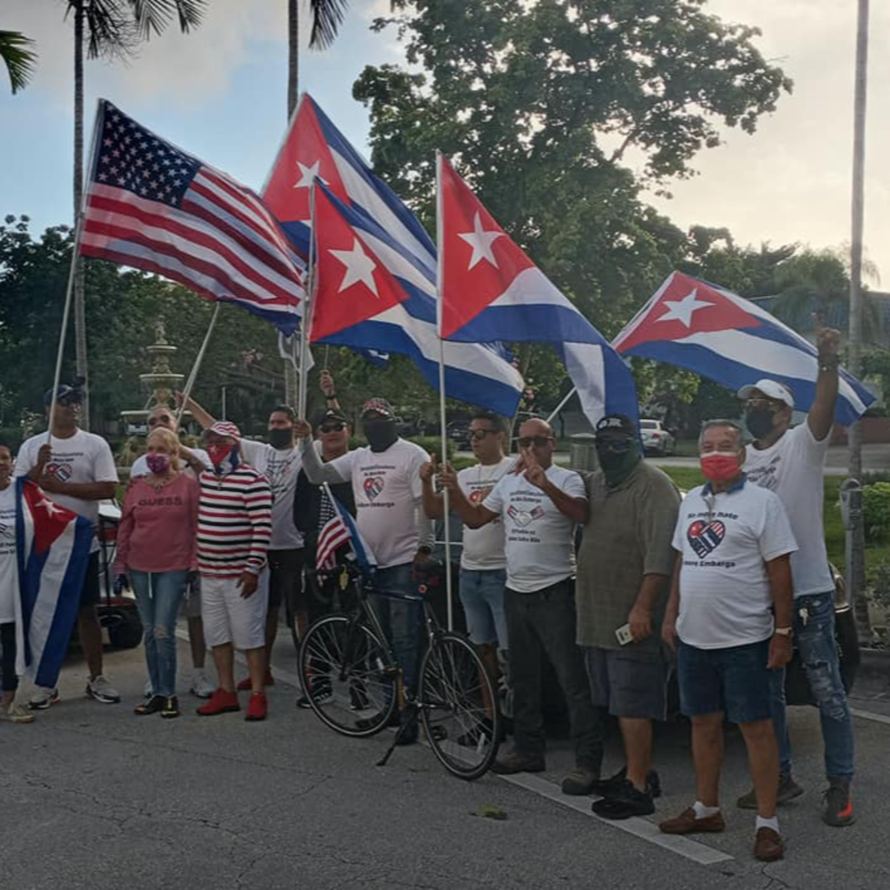 10/01/2021 🚨 #ENVIVO CON EL PROTESTÓN CUBANO HABLANDO ENTRE CUBANO episode artwork
