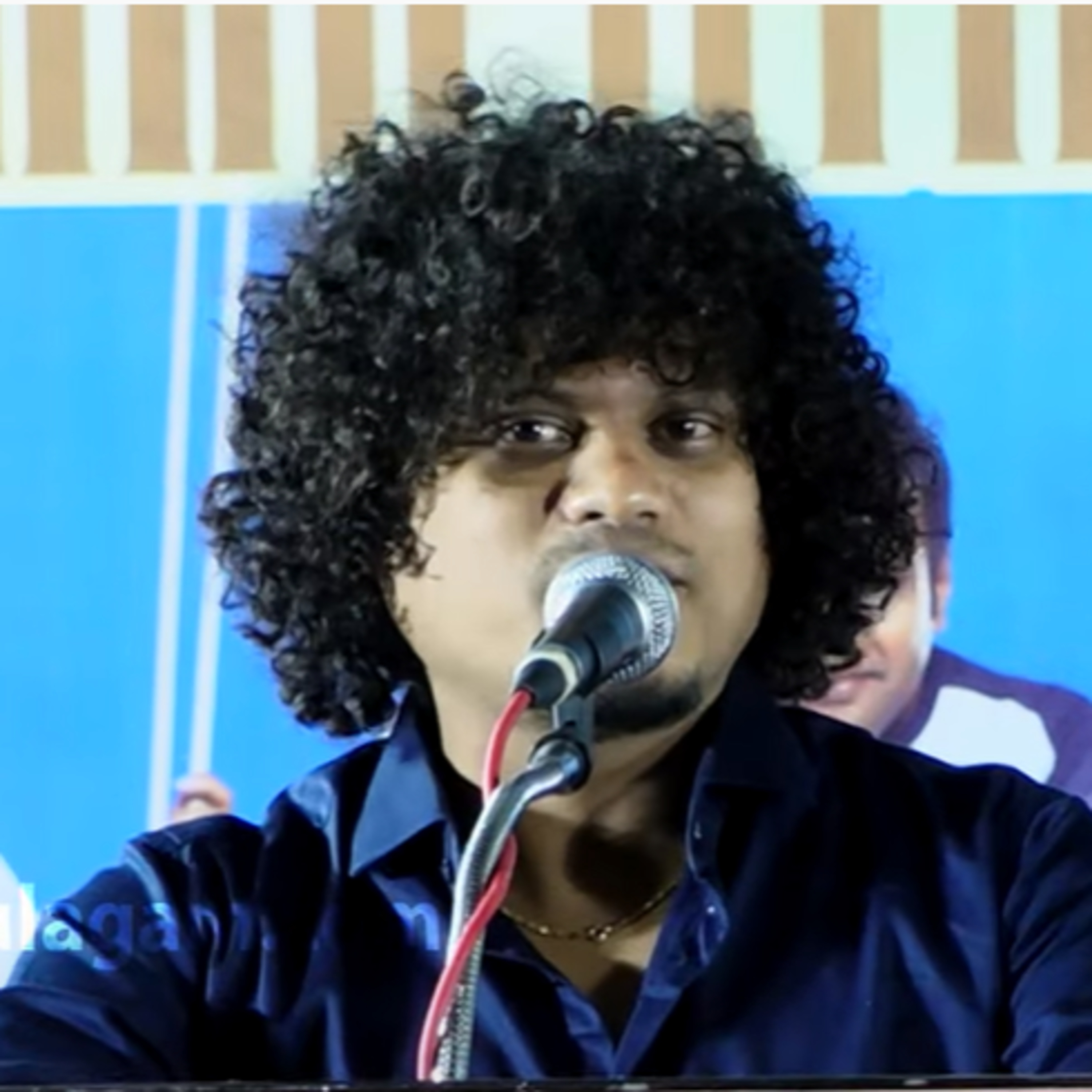 Pugazh speech about Santhanam at Sabhaapathy Press Meet episode artwork