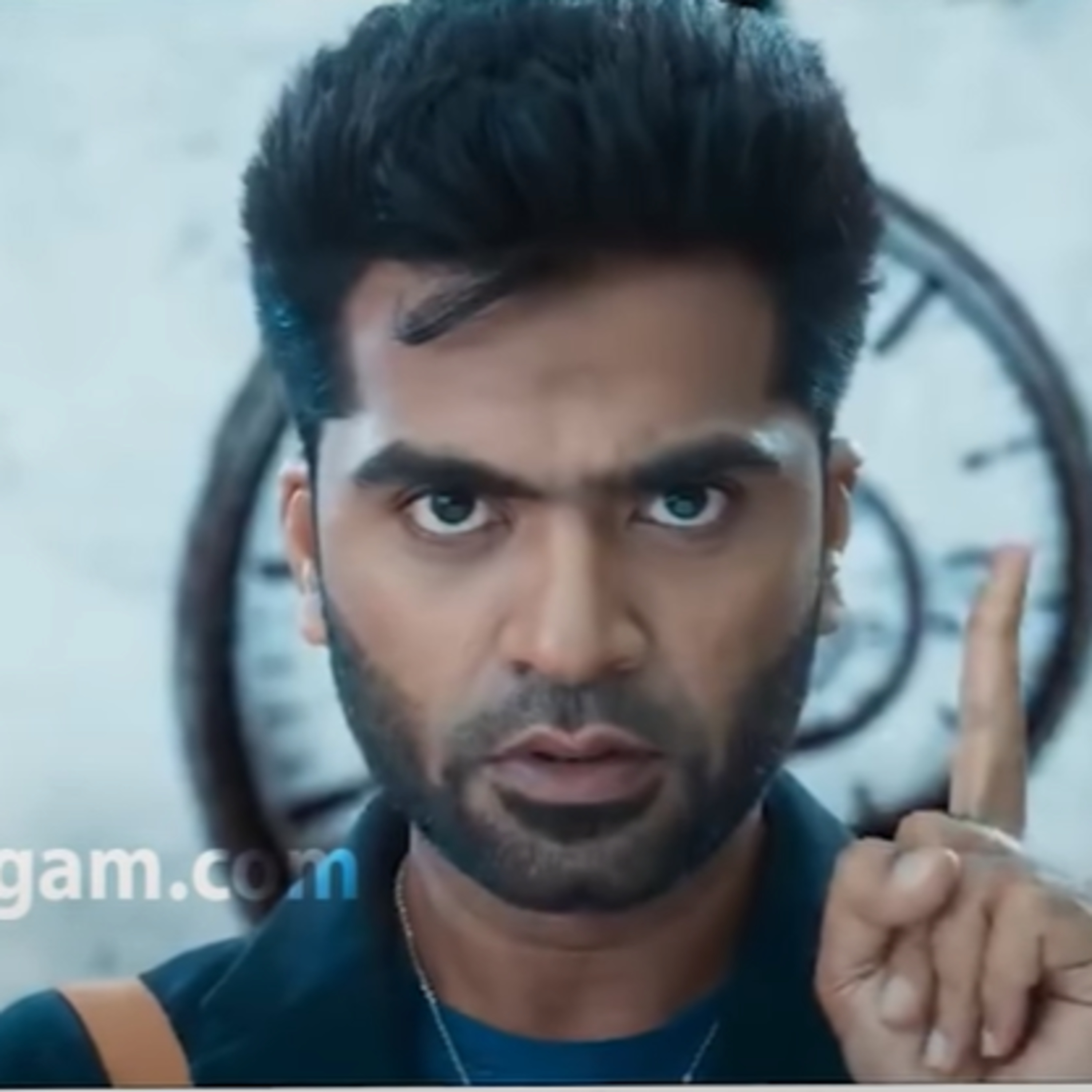 Rajinikanth Wished Simbu & Venkat Prabhu For Maanaadu episode artwork