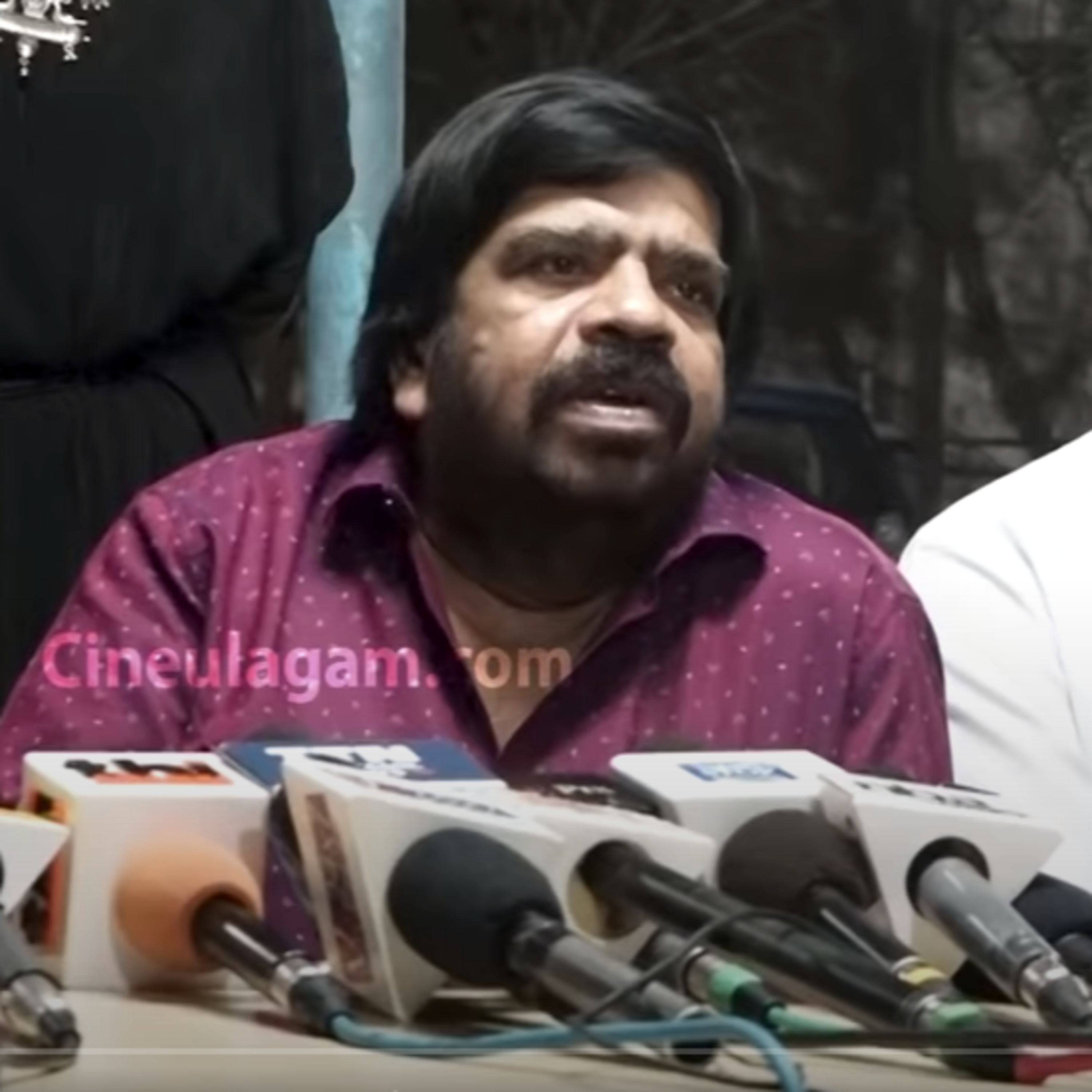 T Rajendar Press Meet about Meendum Movie Premiere Show episode artwork