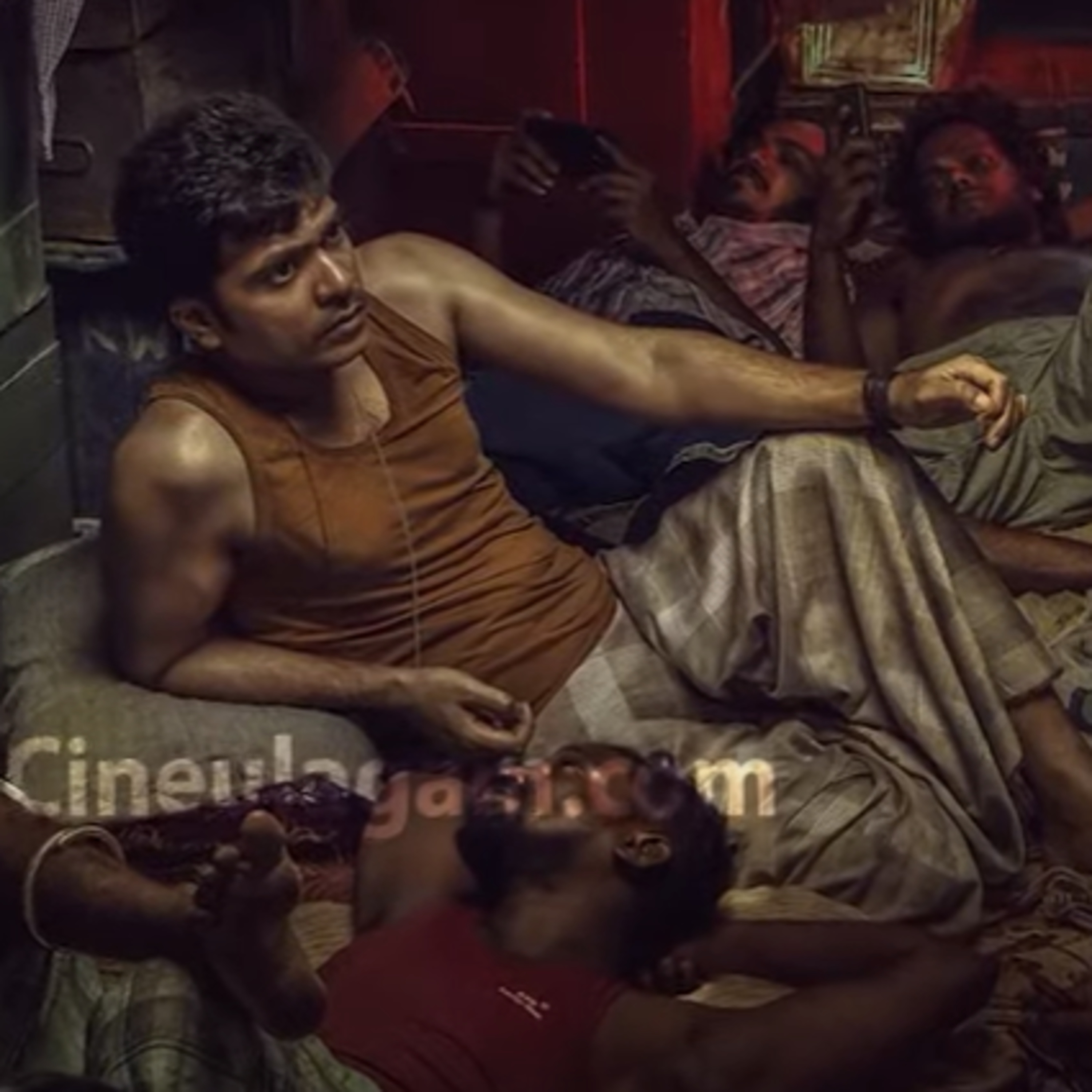 Sudha Kongara to direct Simbu - Latest Update episode artwork
