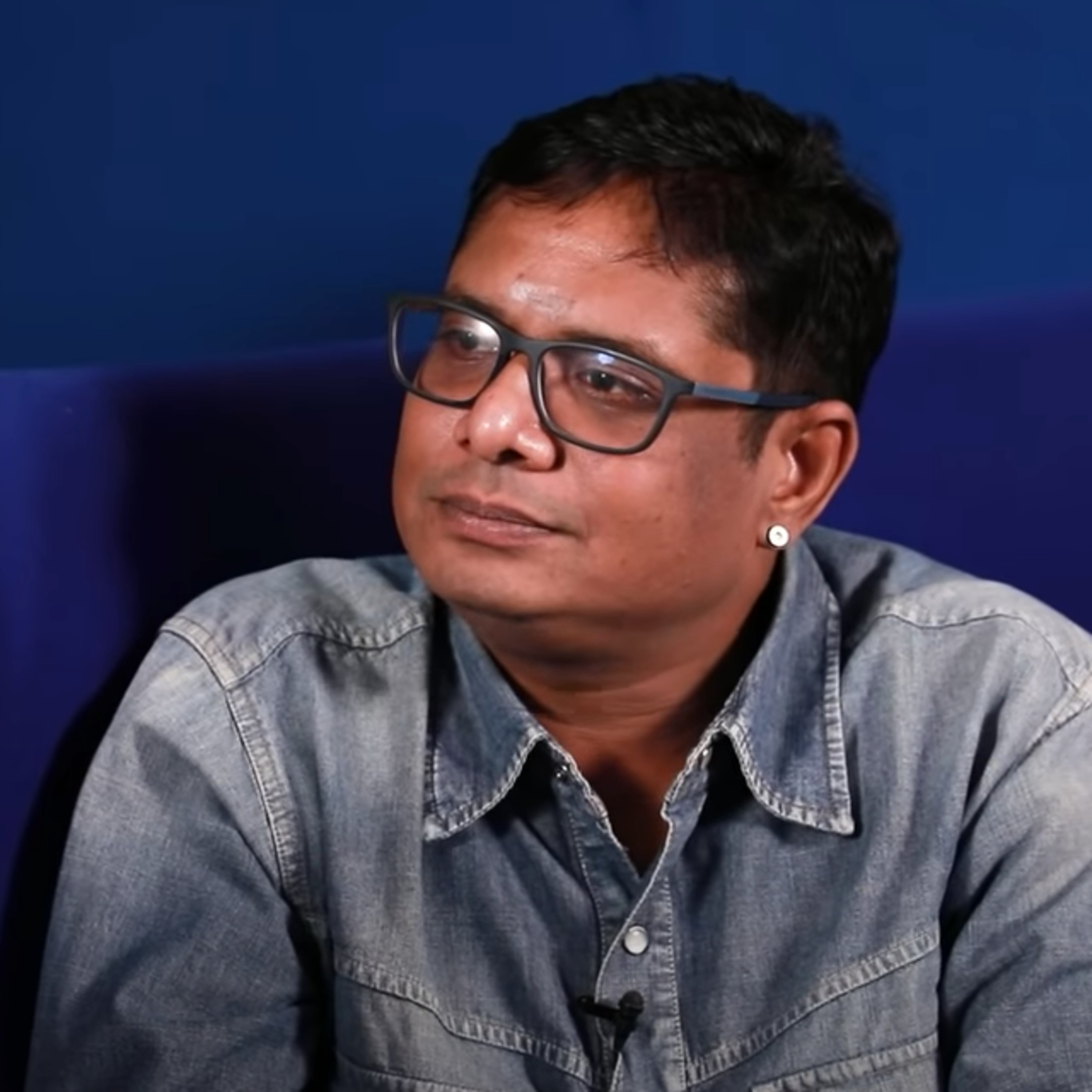 My father has no Trust on me - Manoj Bharathiraja episode artwork