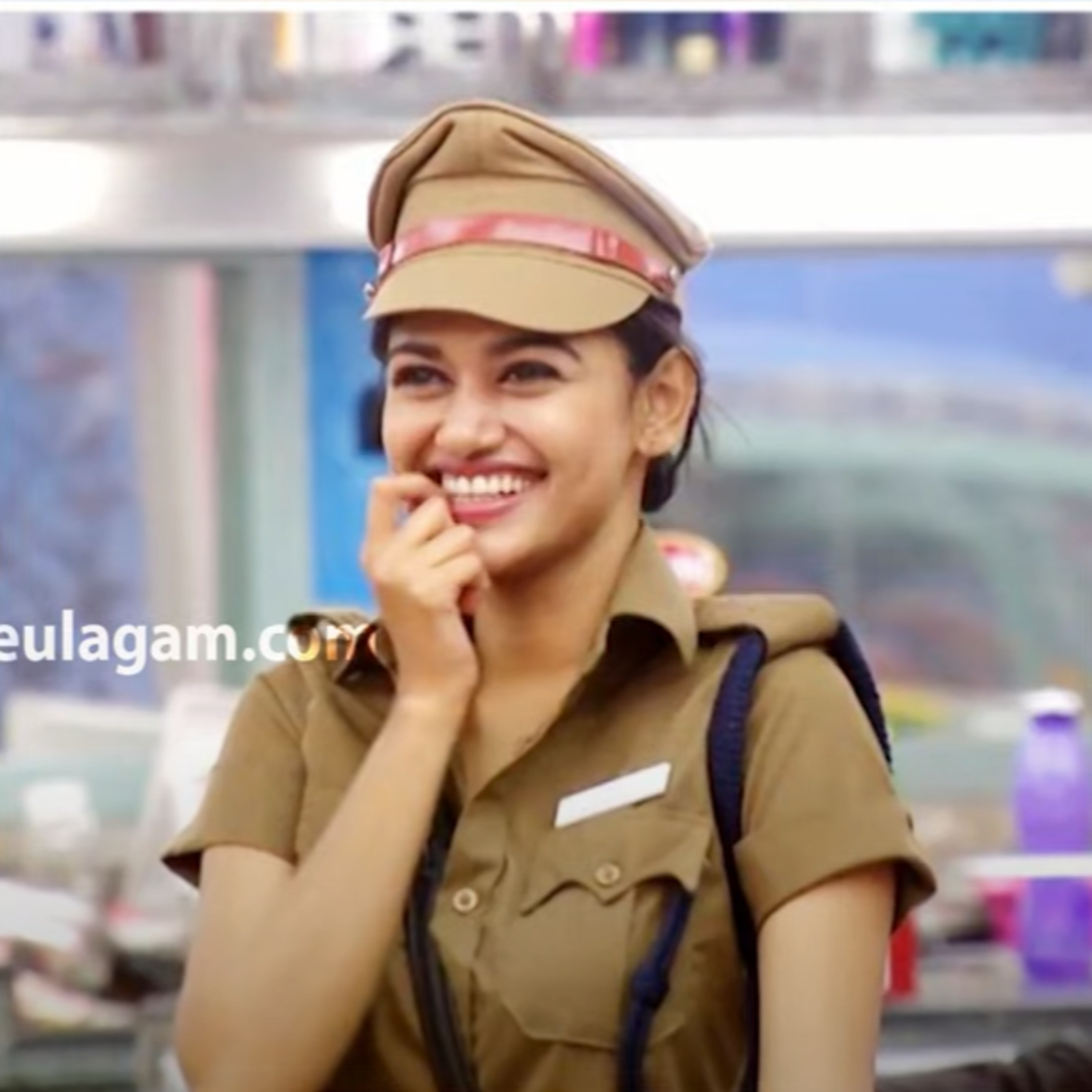 Bigg Boss Oviya தைரியமாக கூறிய அதிரடி கருத்து episode artwork