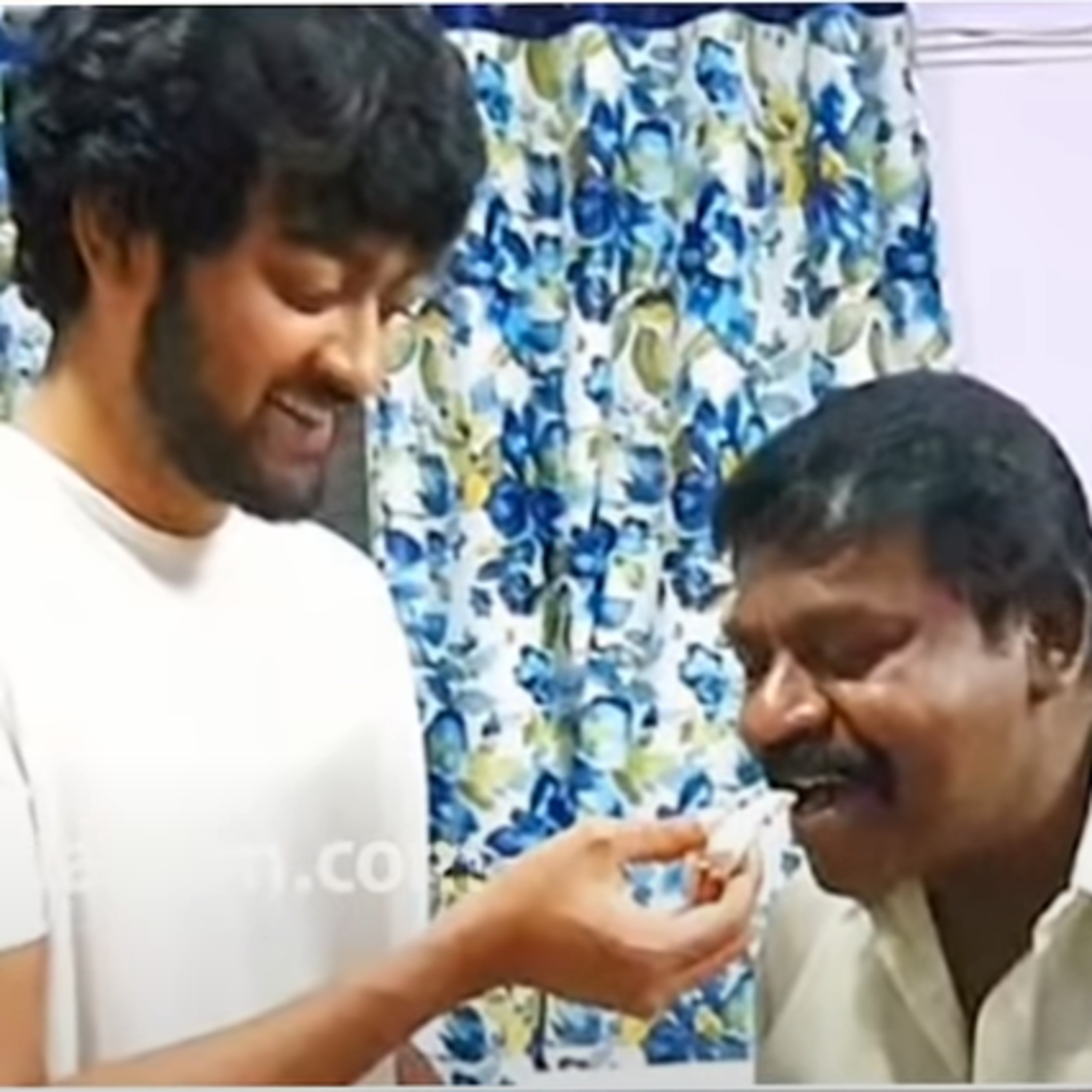 Imman Annachi வீட்டில் கேக் வெட்டி கொண்டாடிய Bigg Boss Raju episode artwork
