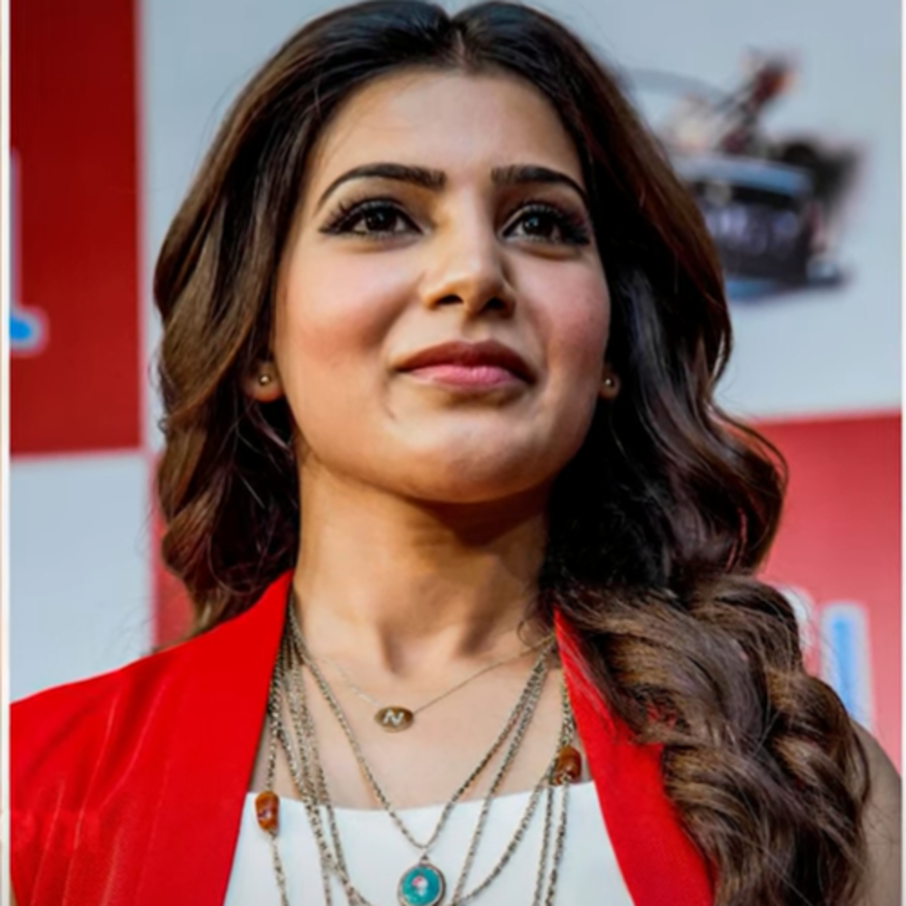 Samantha-வின் 20 ஆயிரம் ரூபாய் T-shirt-ஆல் கிளம்பிய சர்ச்சை episode artwork