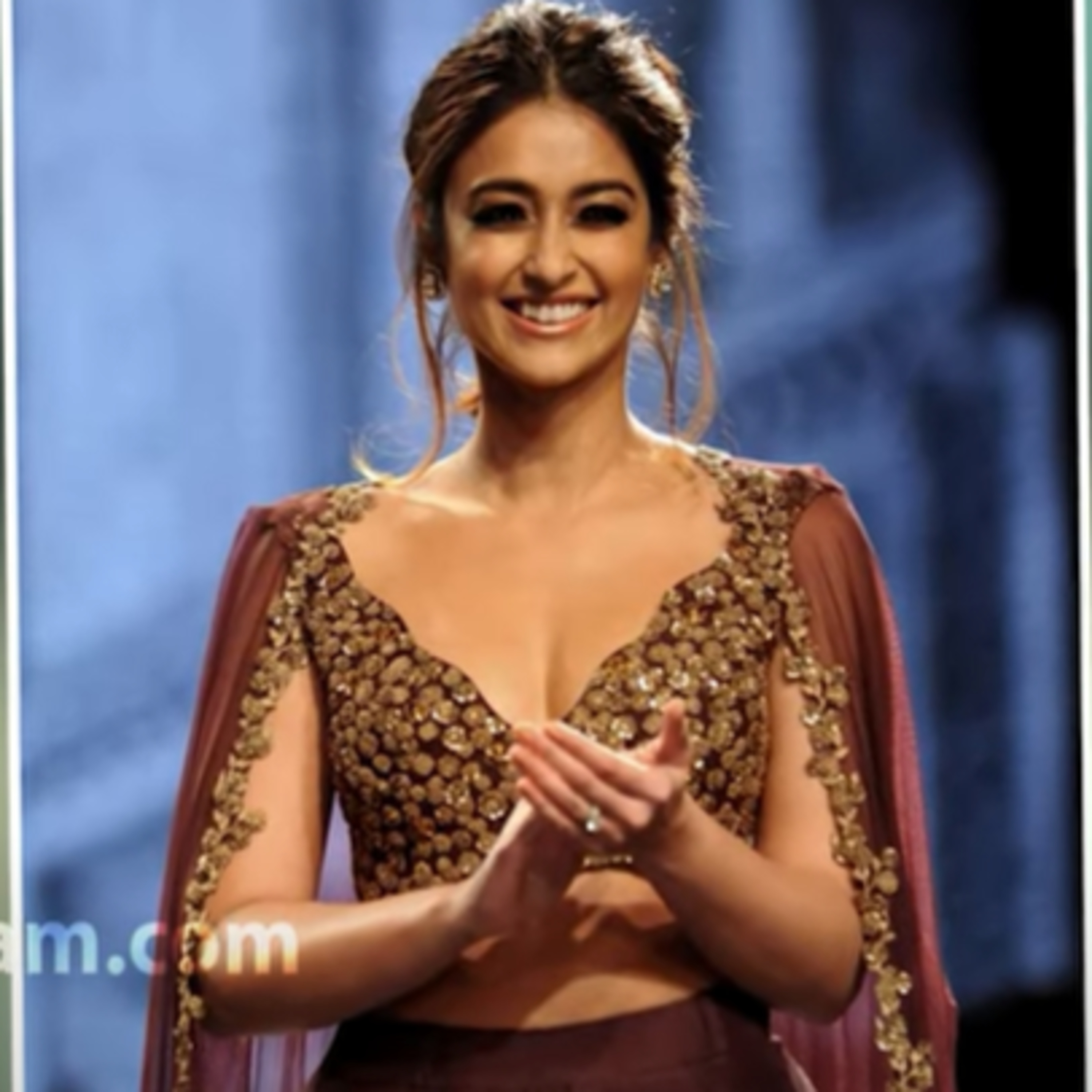 Ileana வா இது?😲😲 எப்படி மாறிவிட்டார் பாருங்க episode artwork