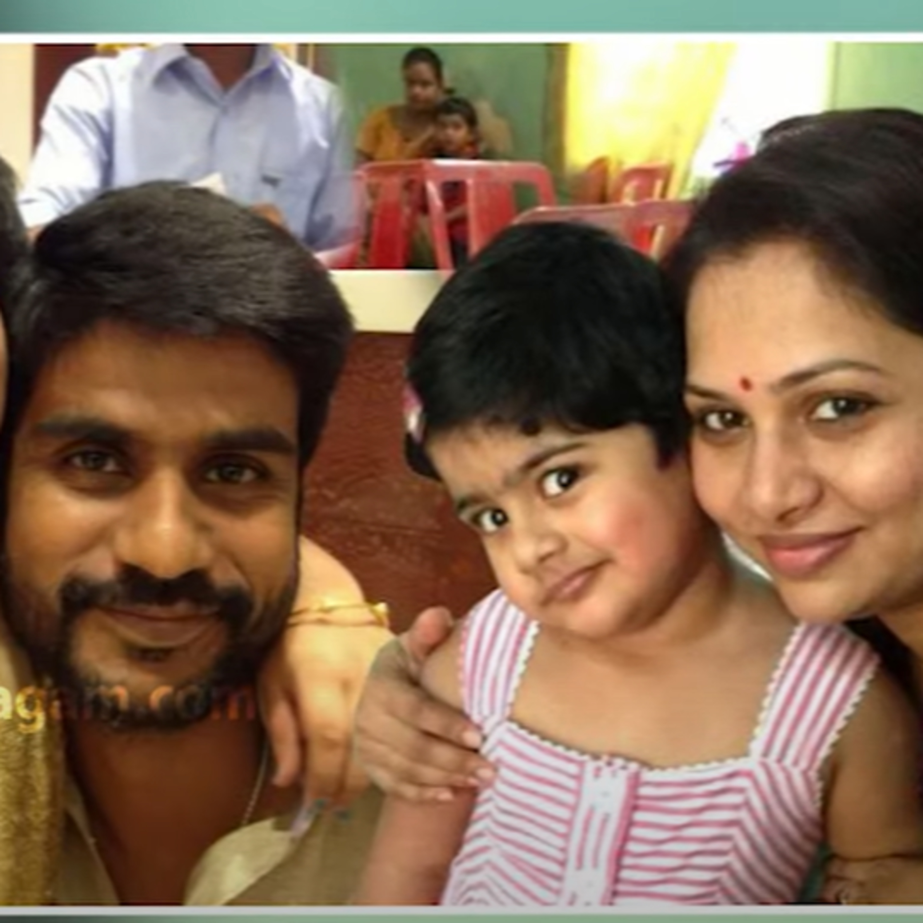 Serial Actor Sree குடும்பத்துடன் தீ விபத்தில் சிக்கினார் episode artwork