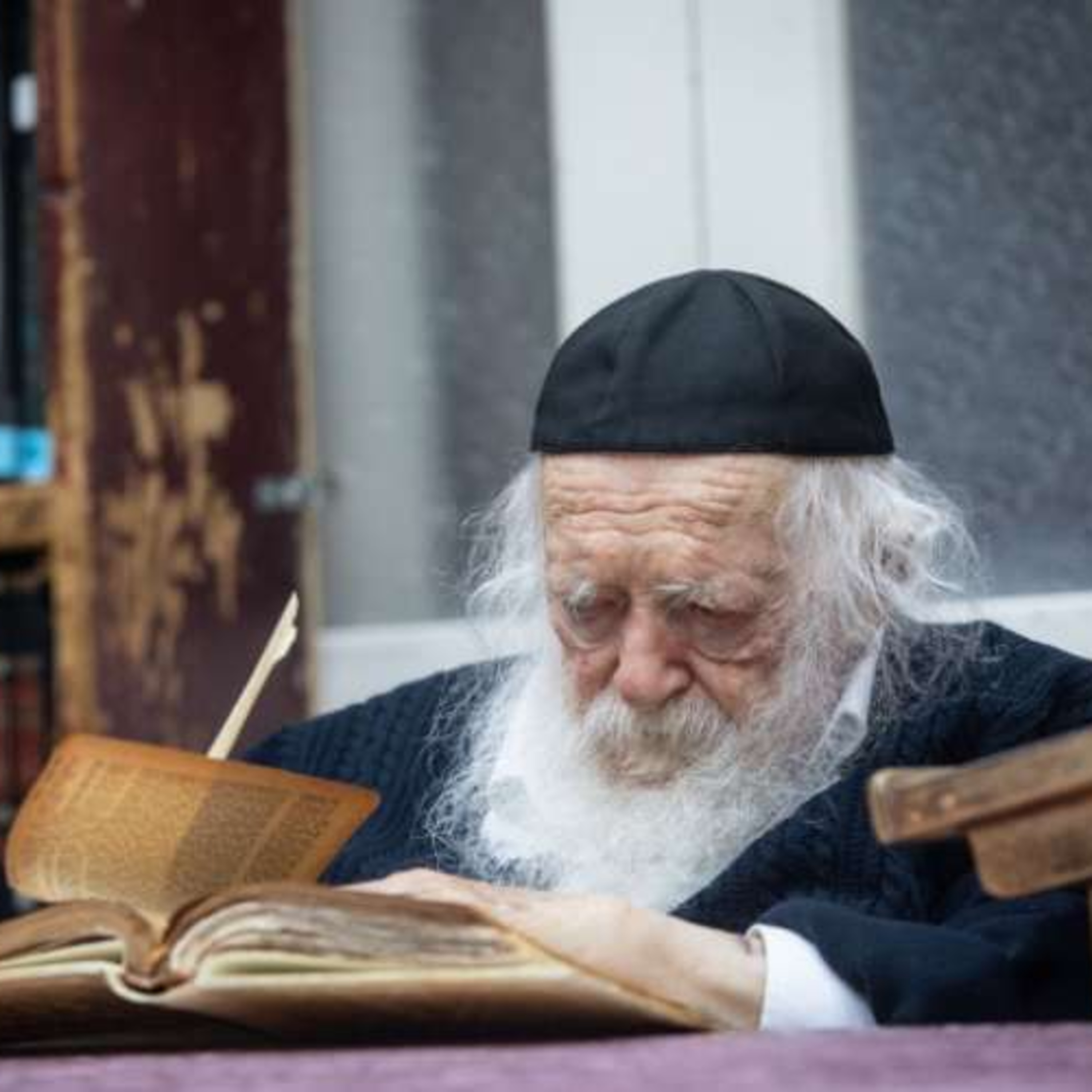 הרב אליהו עמר - פסק הדין של הרב קנייבסקי episode artwork