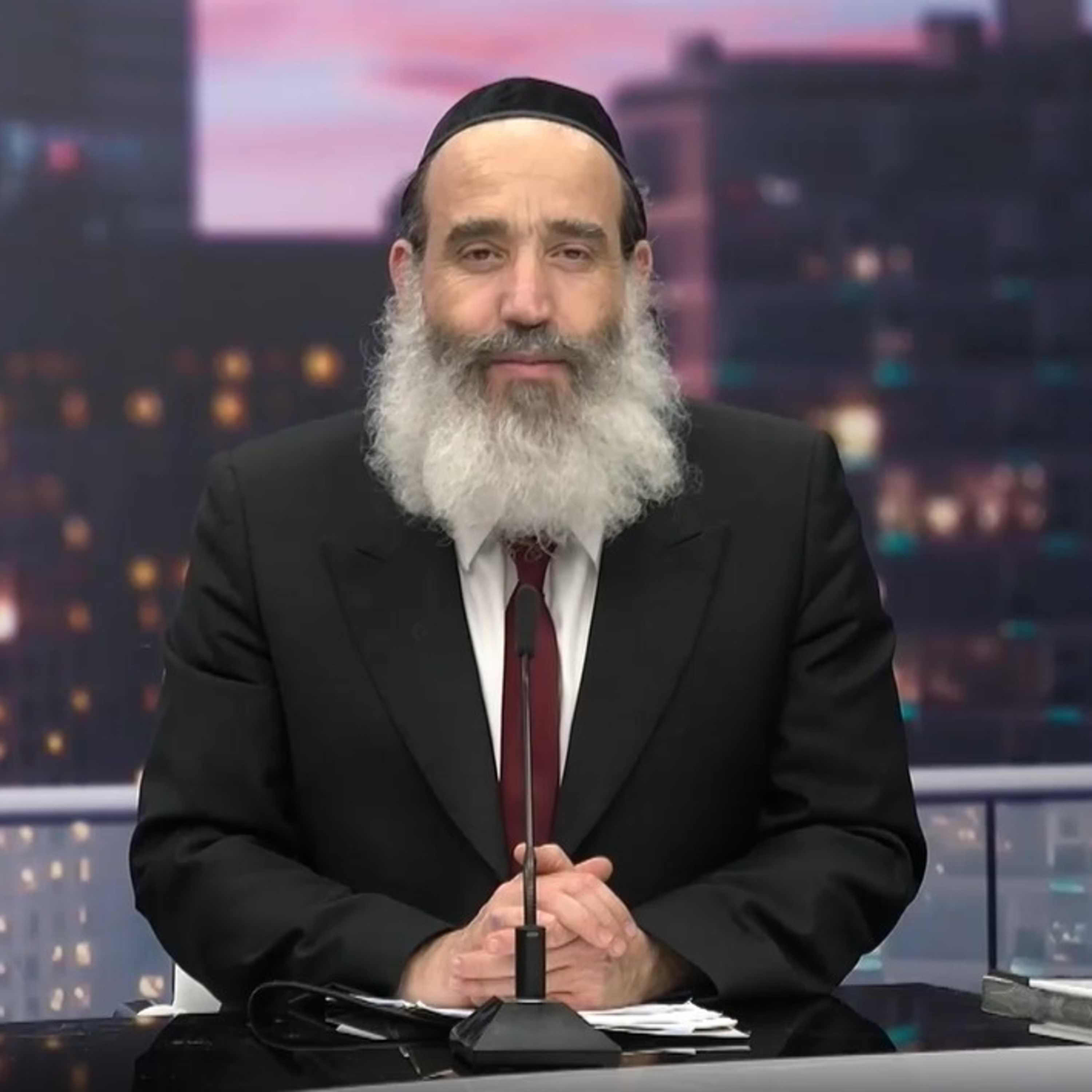 הרב יצחק פנגר עם השראה יומית: שאיפה, מטרה ופעולה episode artwork