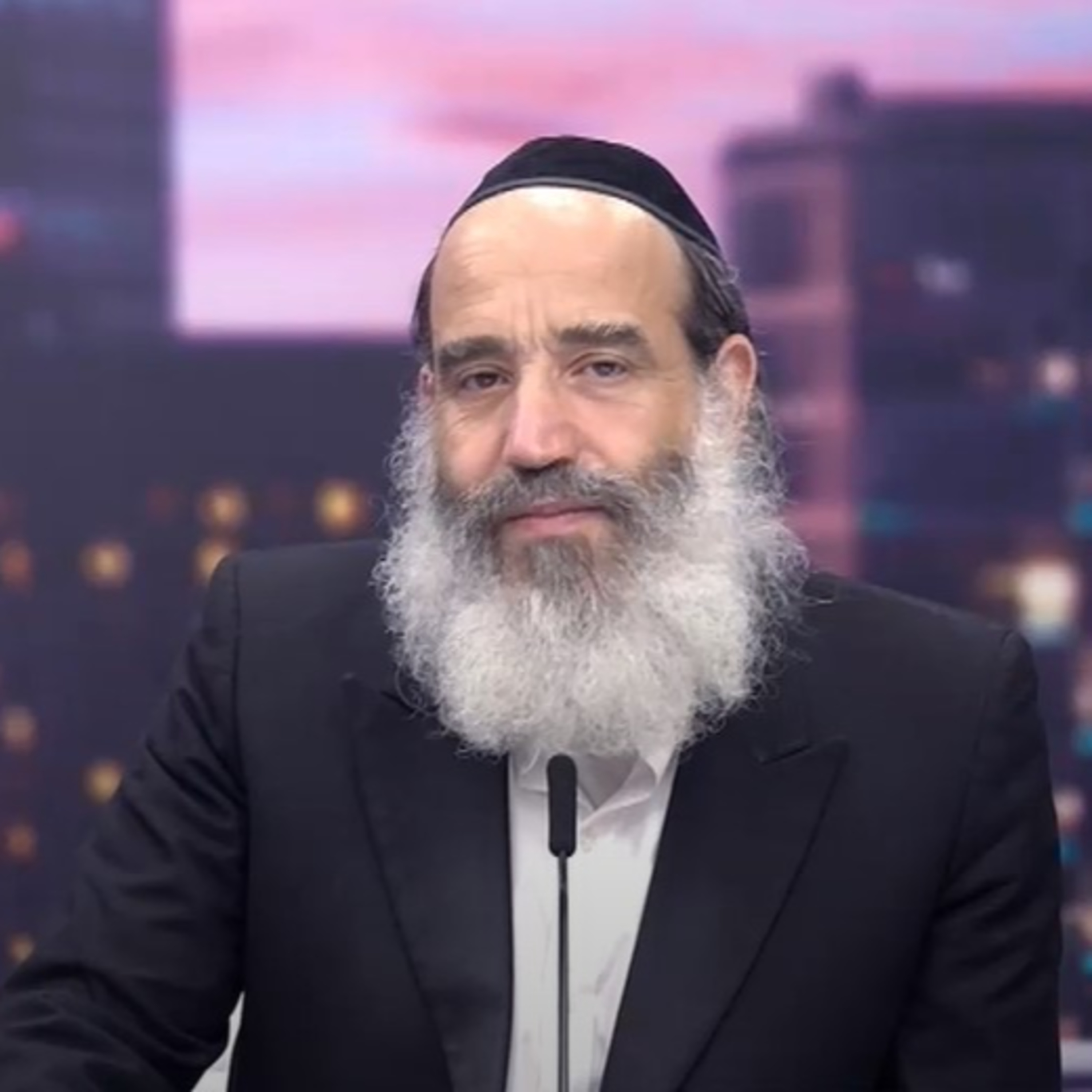 הרב יצחק פנגר עם השראה יומית: טיפ בהתמודדות עם חרדות episode artwork