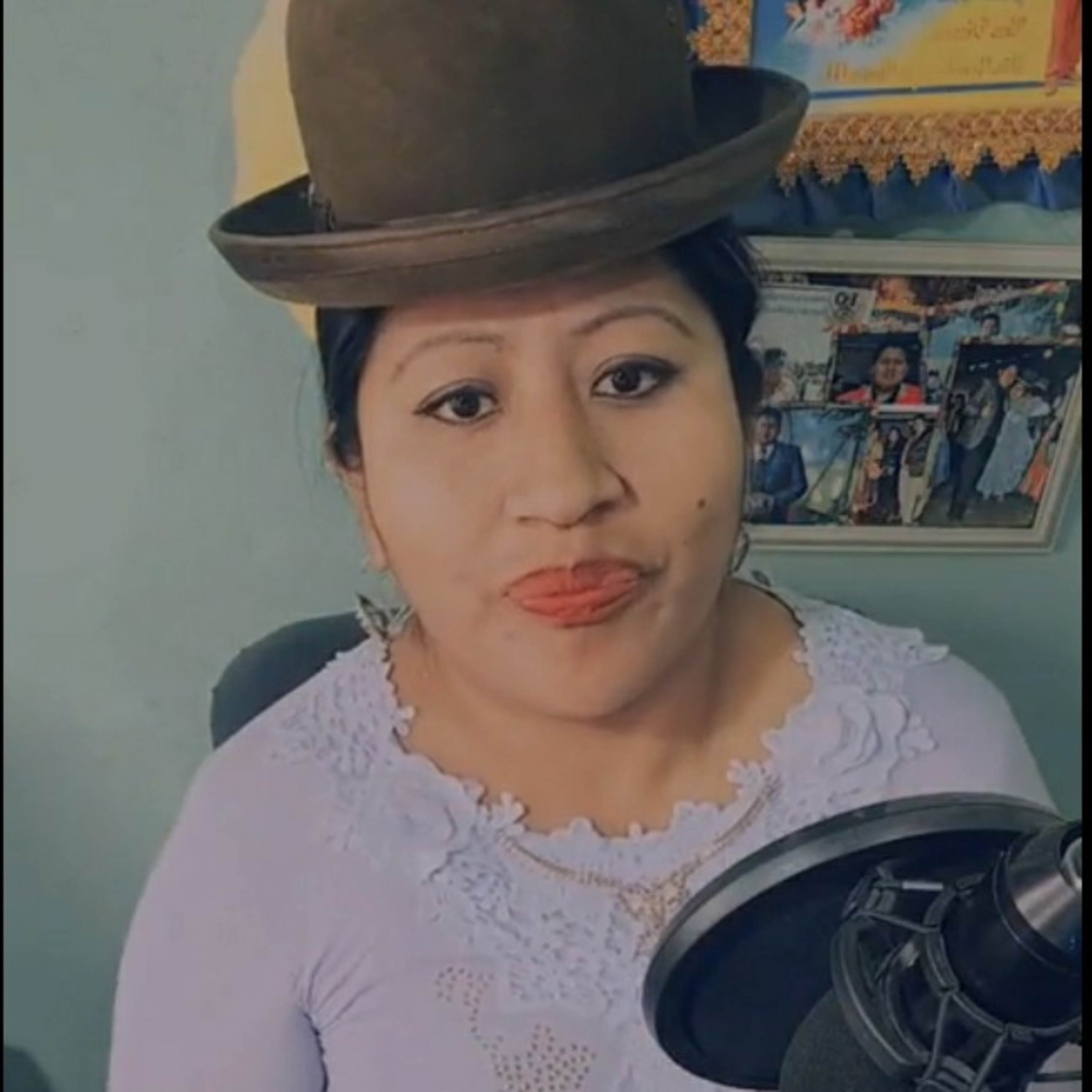 Radio muñecas con Elenita Poma  episode artwork