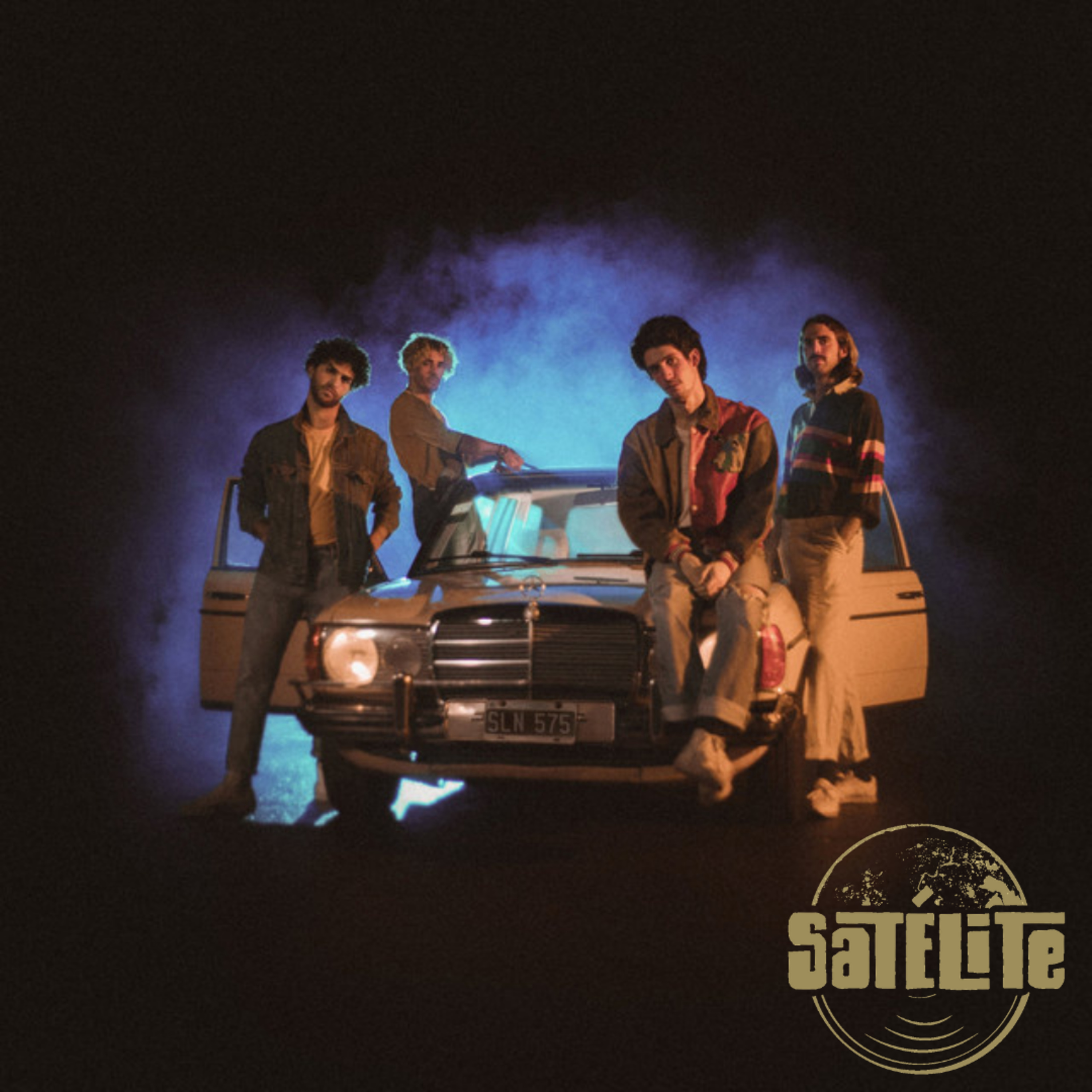 Satélite