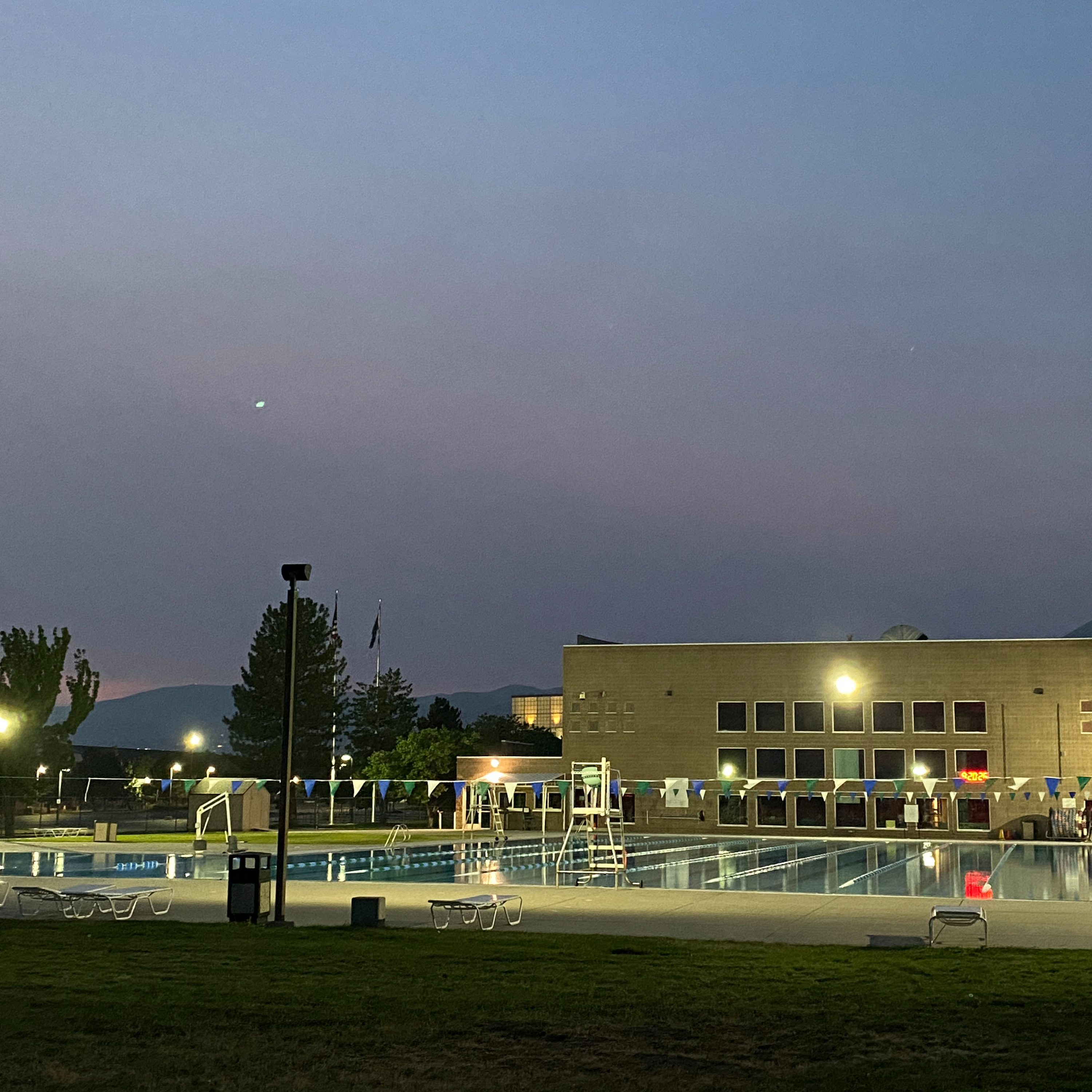 The Bling Show — The anti-eBay Show