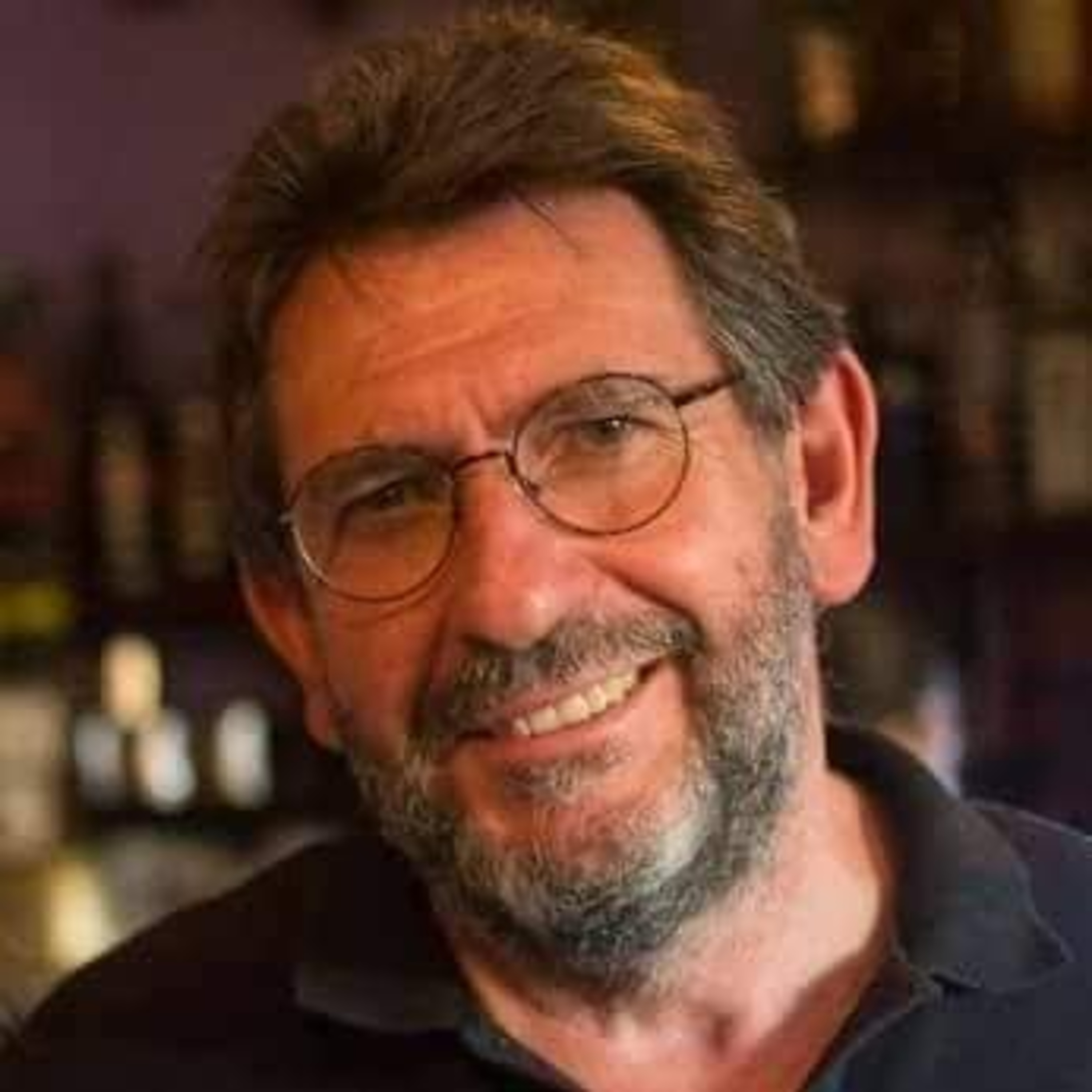 Entrevista Escritor, dramaturgo y profesor español Alberto Morate del 19 de Mayo de 2021. episode artwork