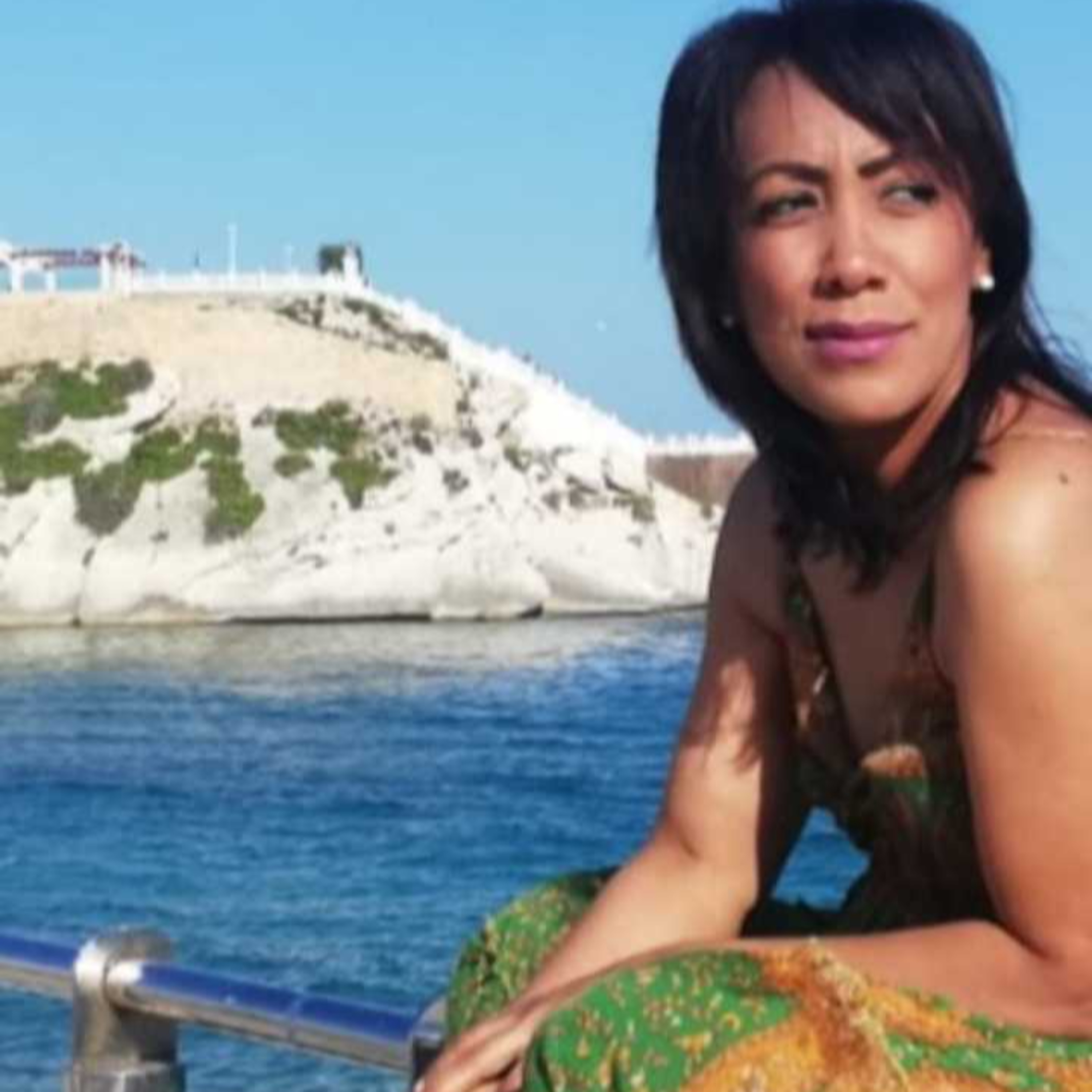 Entrevista a la hotelera y escritora dominicana Raquel Cabrera del 8 de Septiembre de 2021. episode artwork