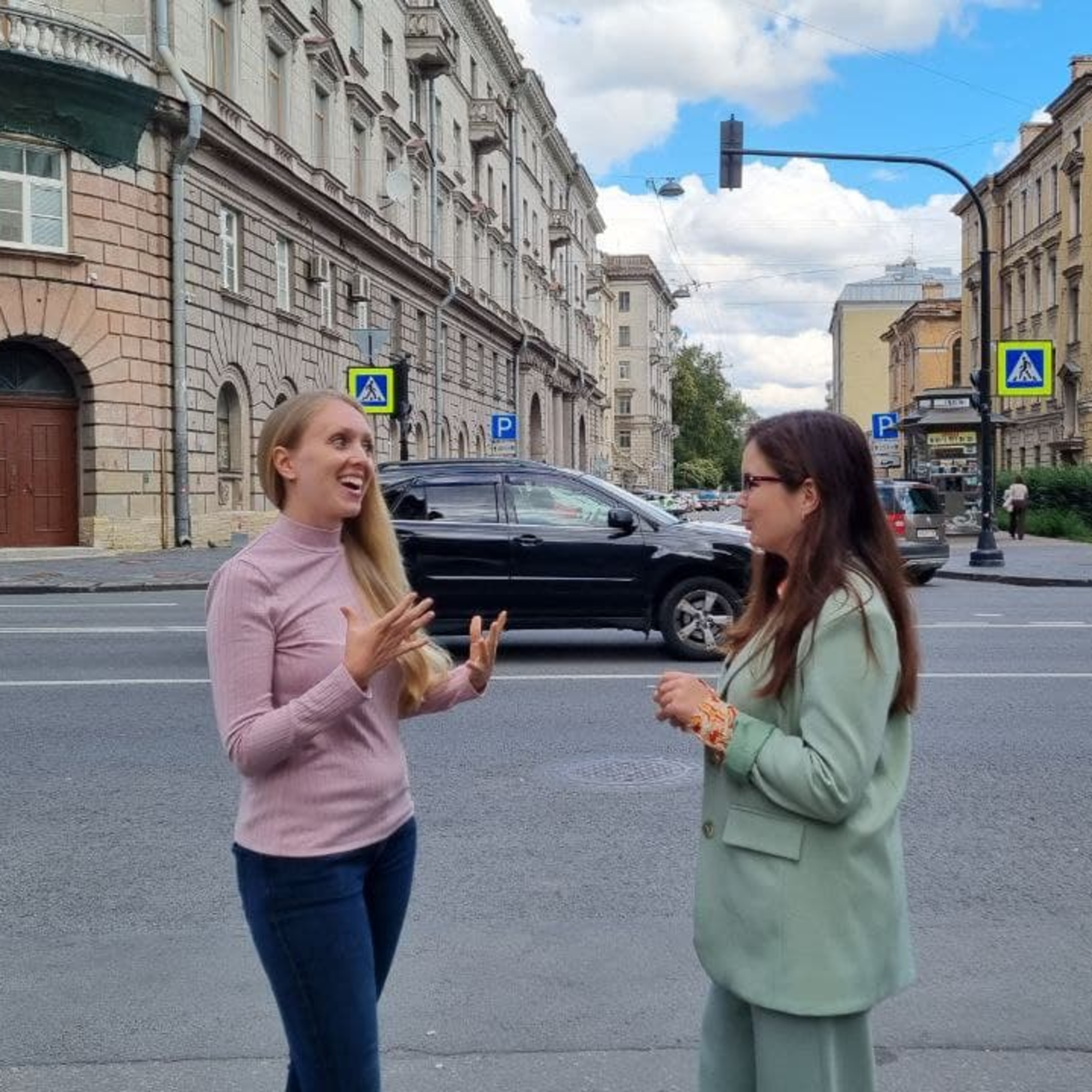 Simple Russian Conversation with verbs ХОДИТЬ and ЕЗДИТЬ