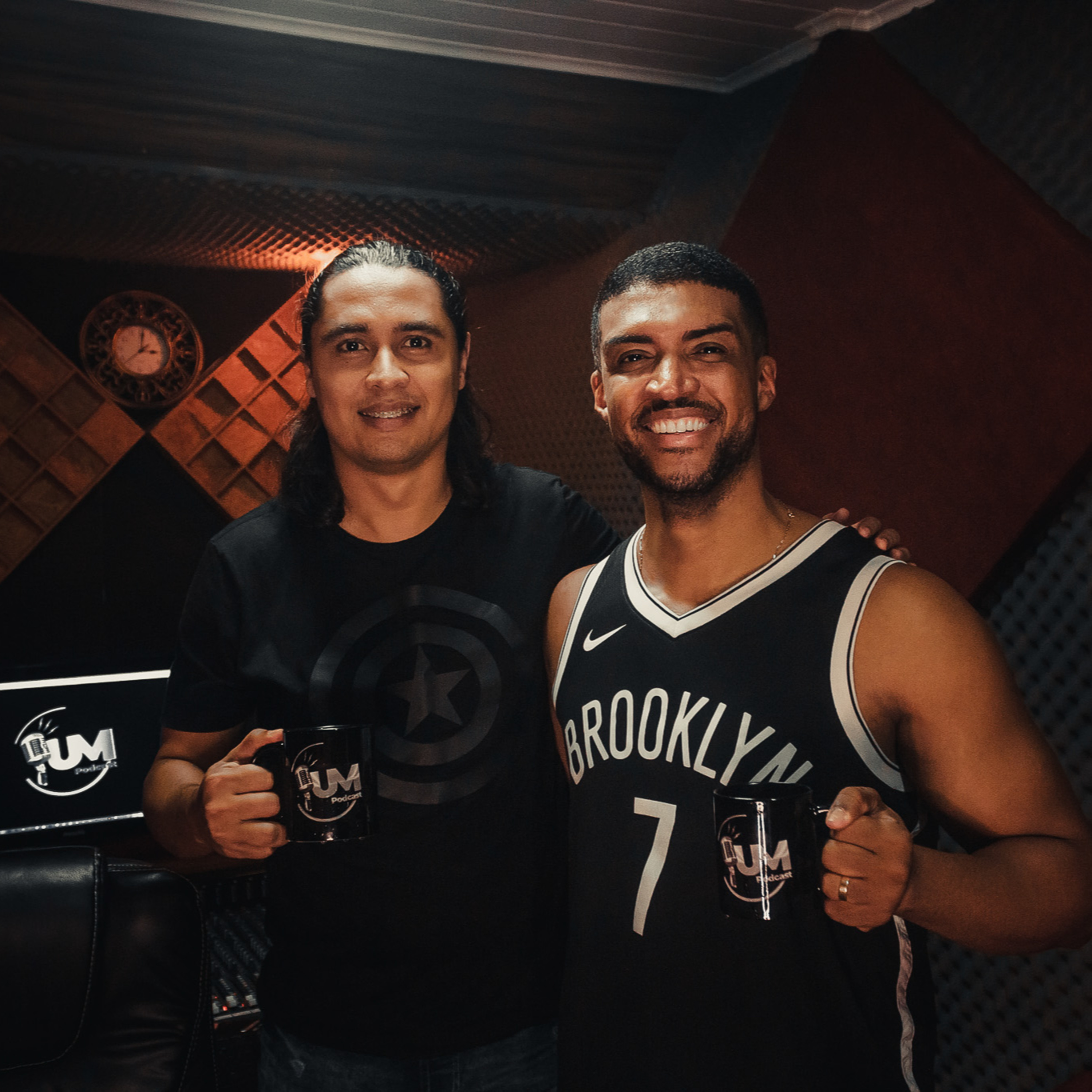UM PODCAST