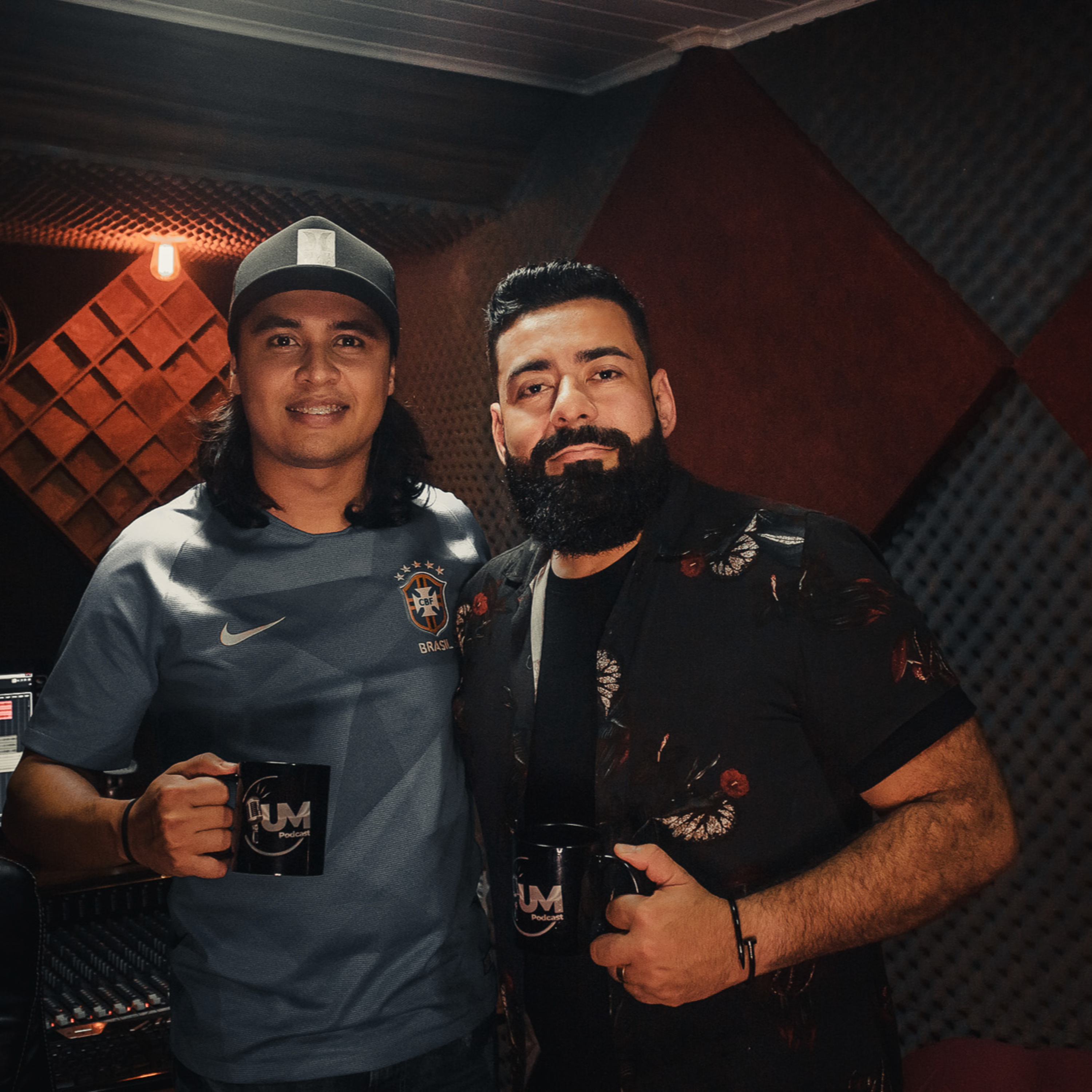 UM PODCAST