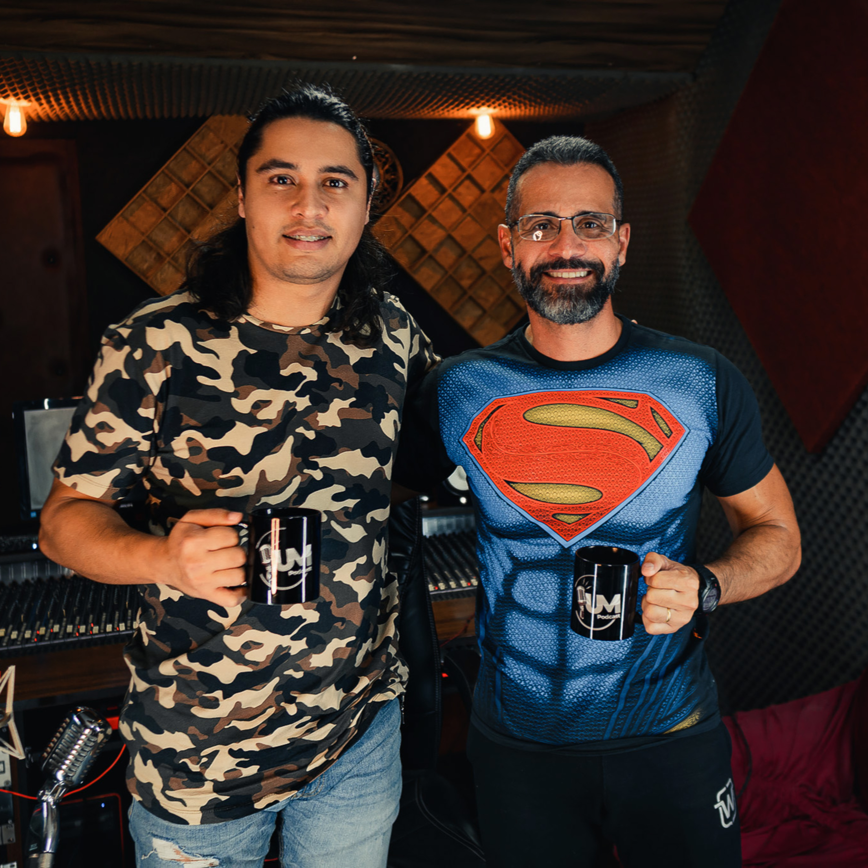 UM PODCAST