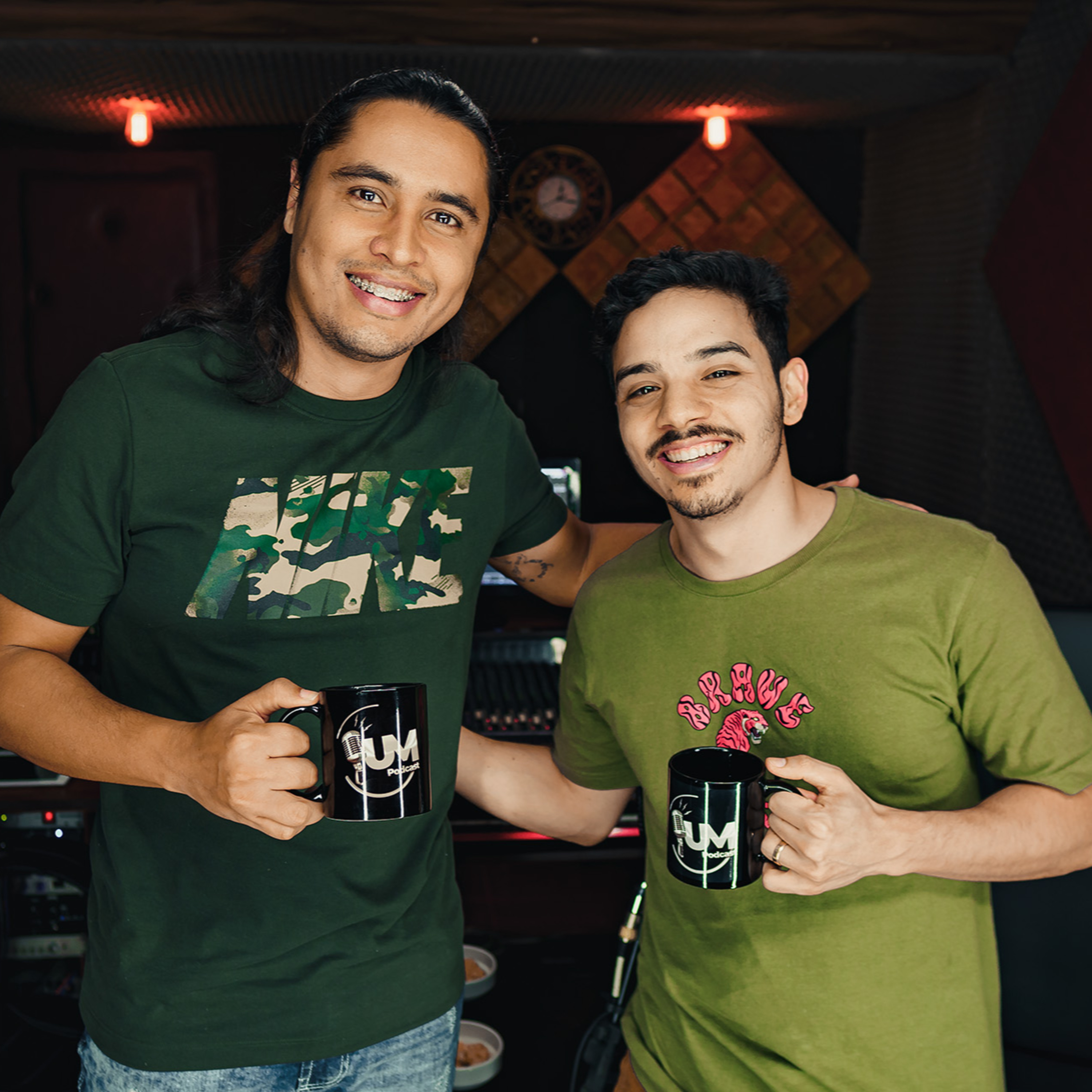 UM PODCAST