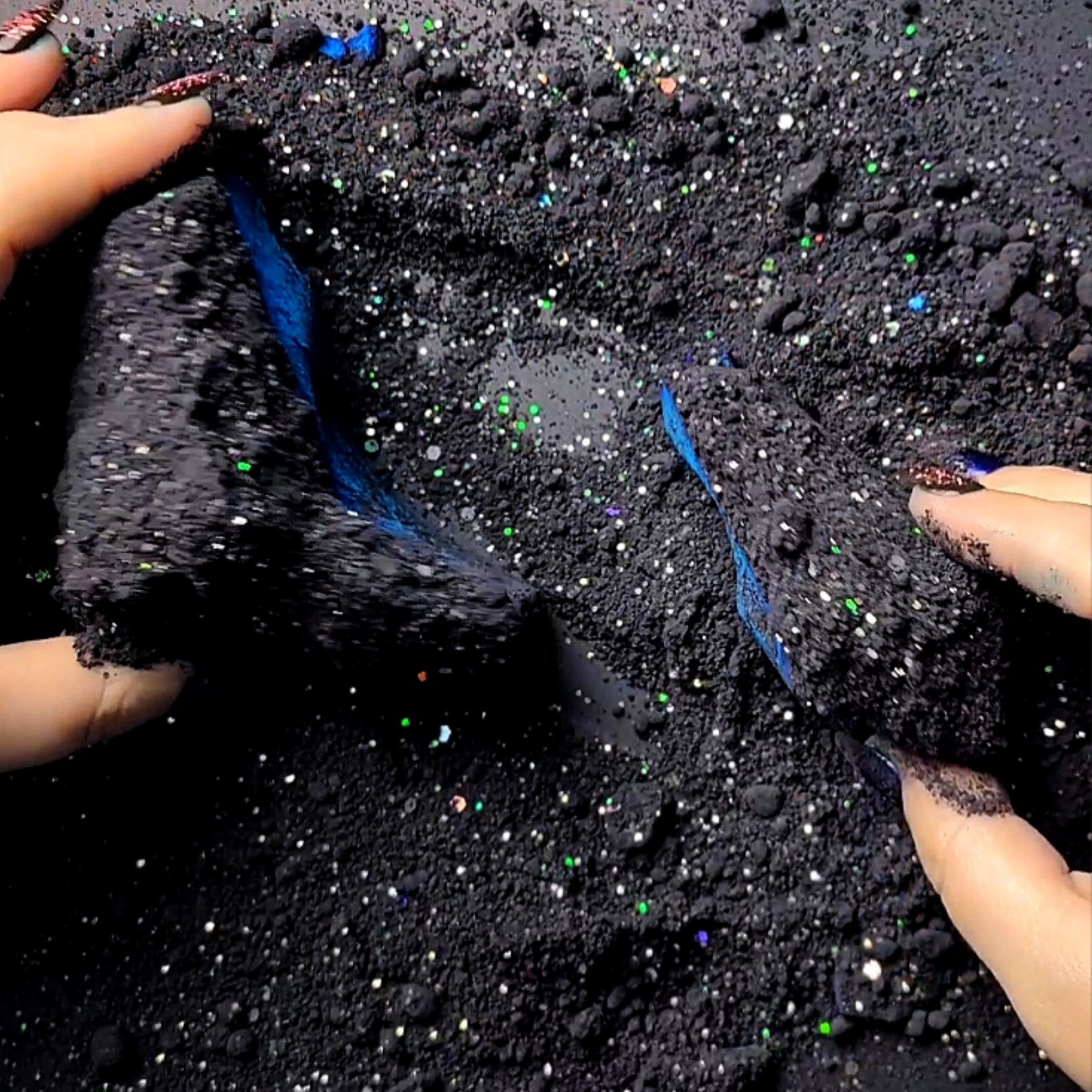 Deep Blue Dyed Chalk + Black Glitter Mix 🖤✨