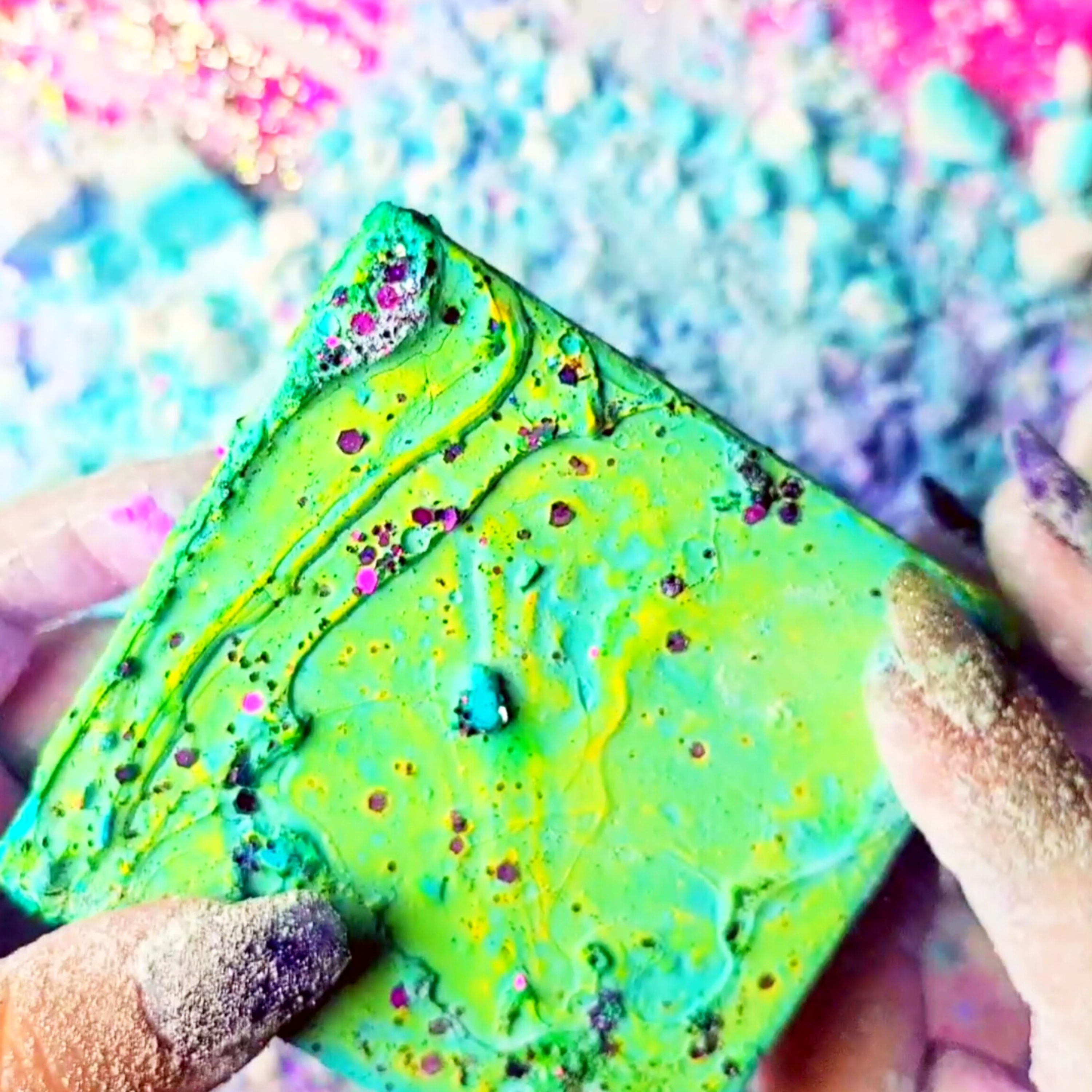 Crunchy, But Soft Dyed Gym Chalk Crush 😌🔥