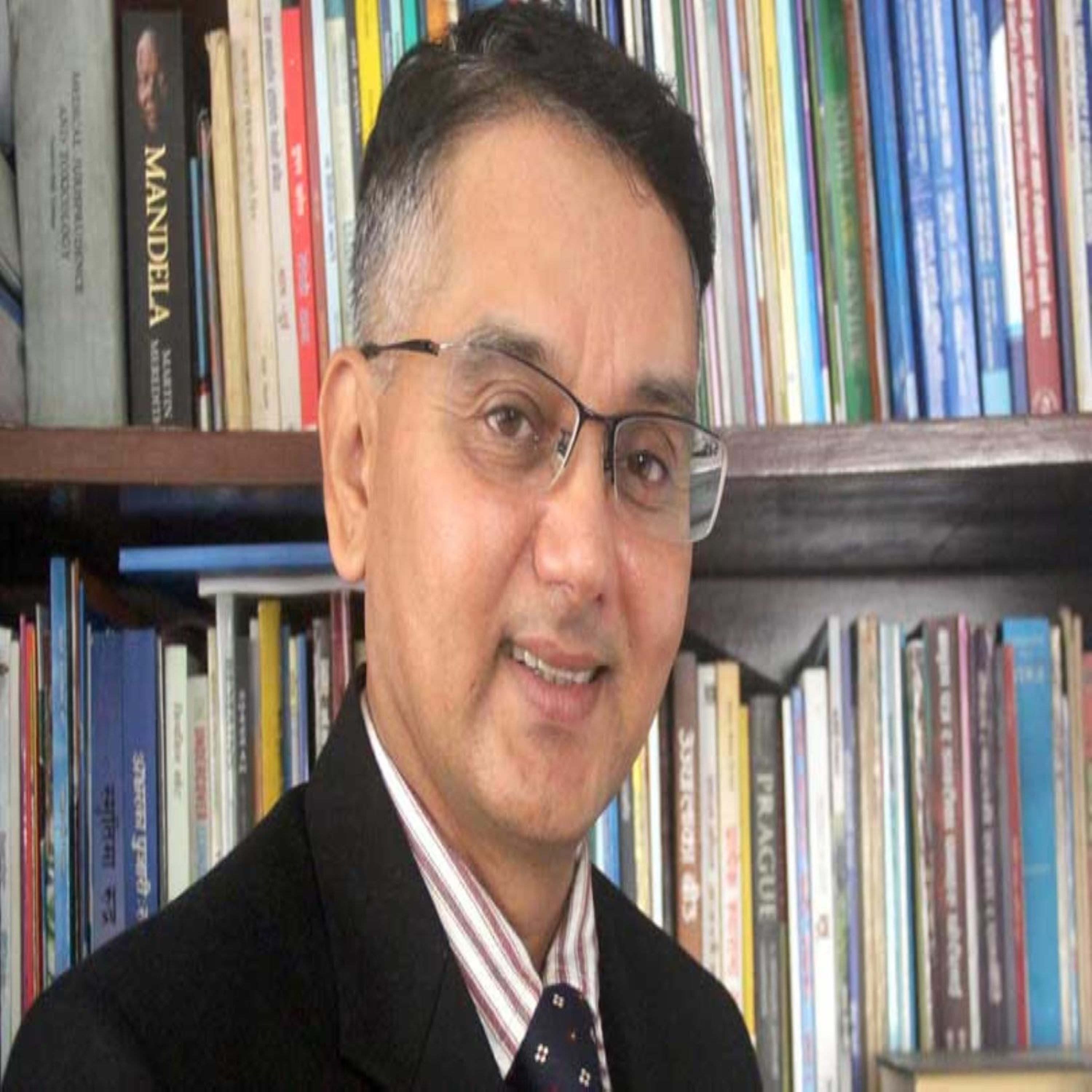 रेडियो क्यान्डिडको प्रस्तुति “क्यान्डिड टक’’ मा आज वरिष्ठ अधिवक्ता सुरेन्द्र भण्डारीसँगको कुराकानी episode artwork