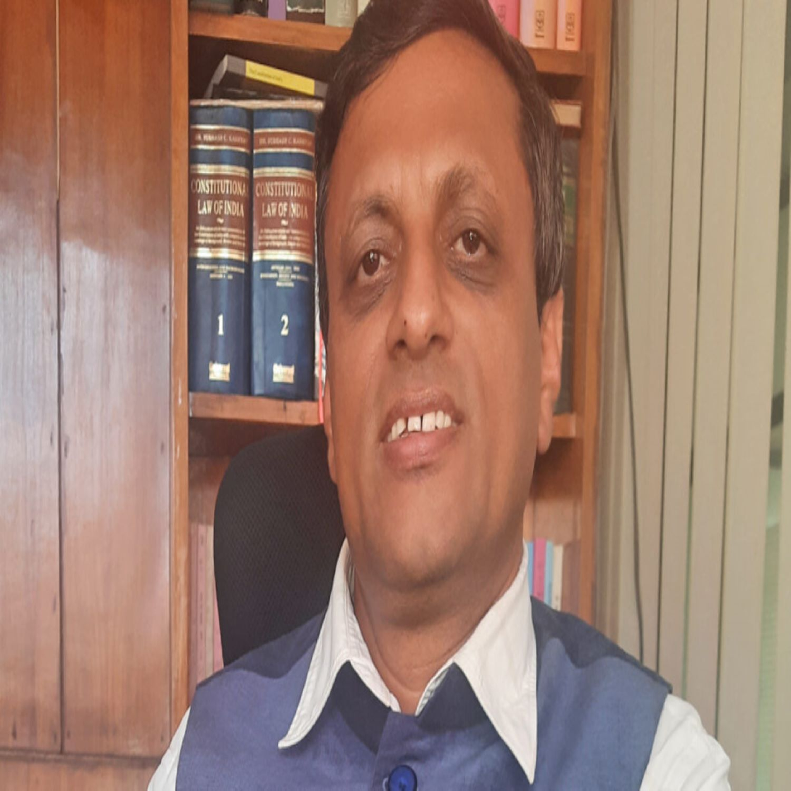रेडियो क्यान्डिडको प्रस्तुति “क्यान्डिड टक’’ मा आज कानुन विद टिकाराम भट्टराईसँगको कुराकानी episode artwork